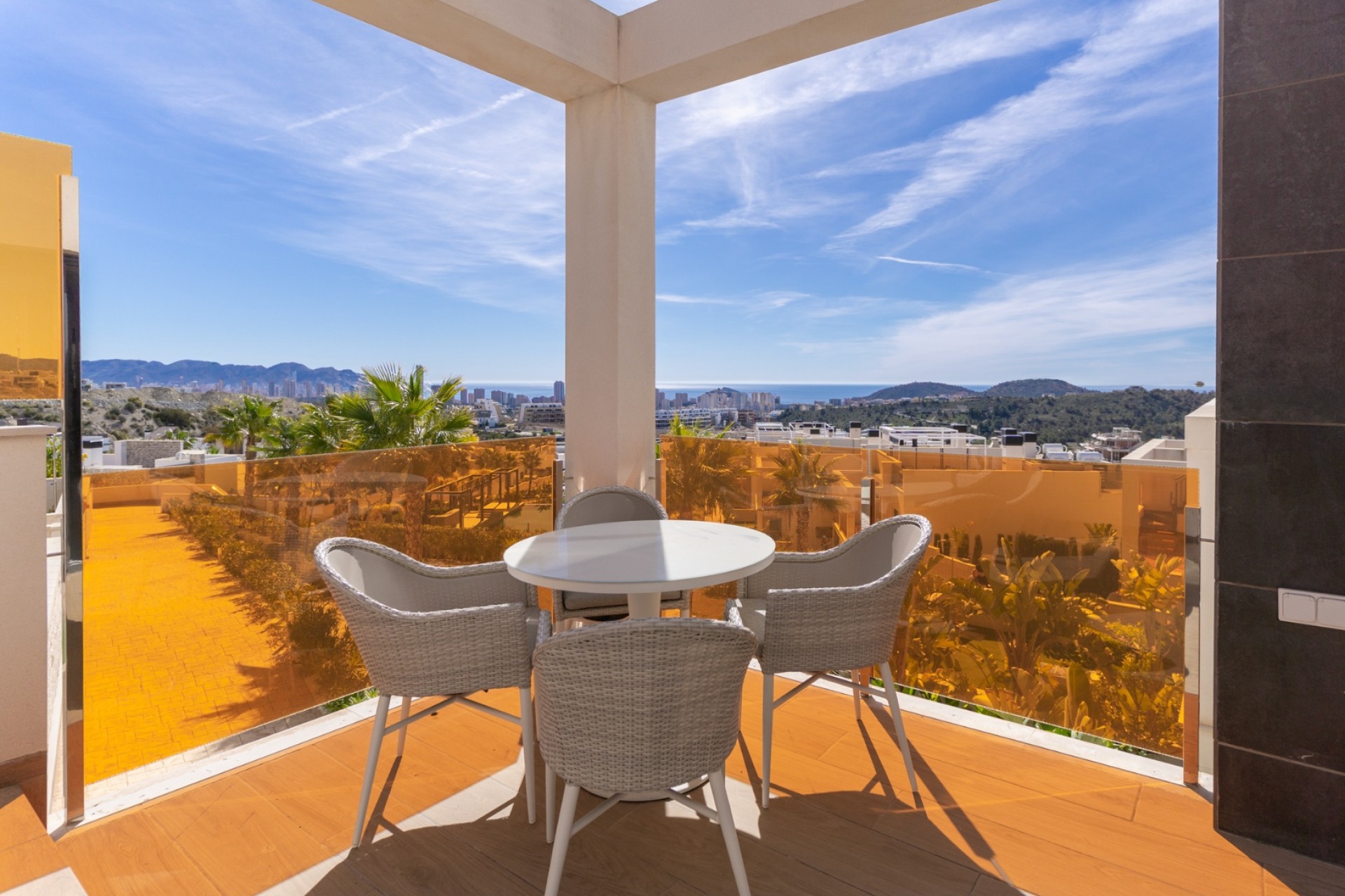 Endursala - Efri/neðri íbúð -
Finestrat - Balcon de Finestrat