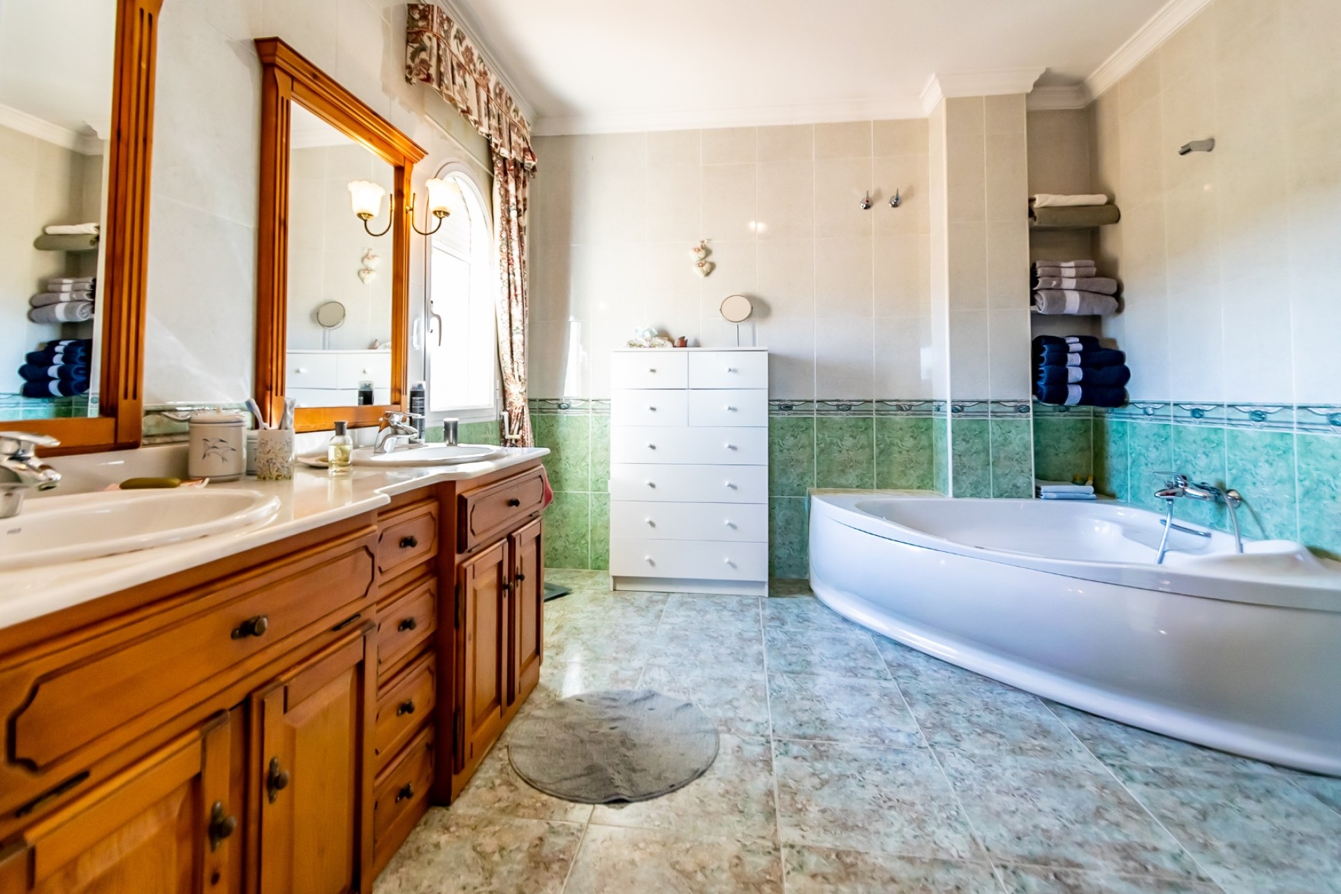 Endursala - Einbýli -
Albir, Alfaz & Altea - Alfaz del Pi