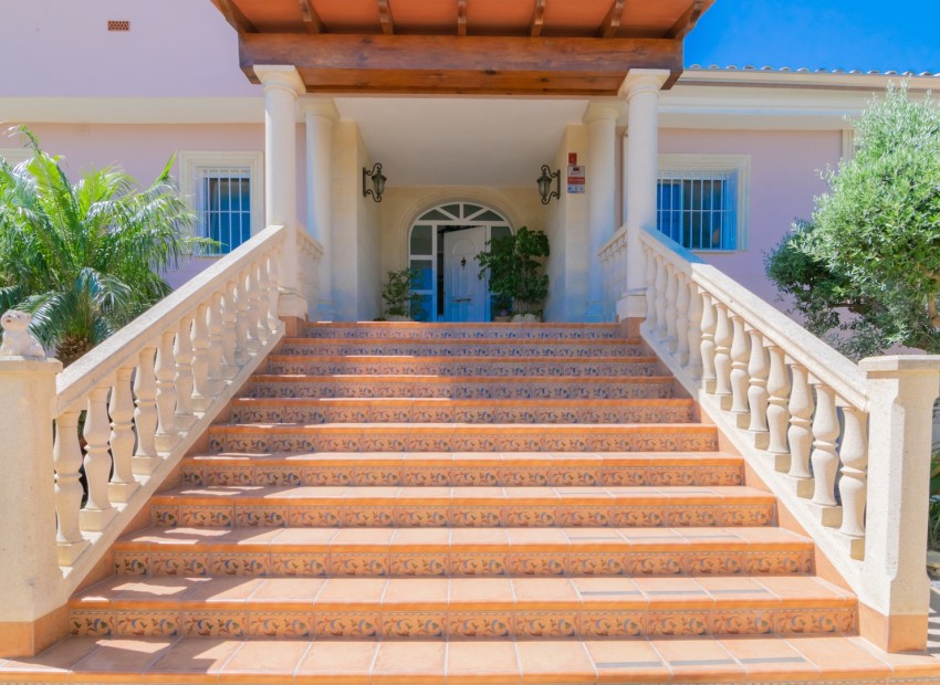 Endursala - Einbýli -
Albir, Alfaz & Altea - Alfaz del Pi