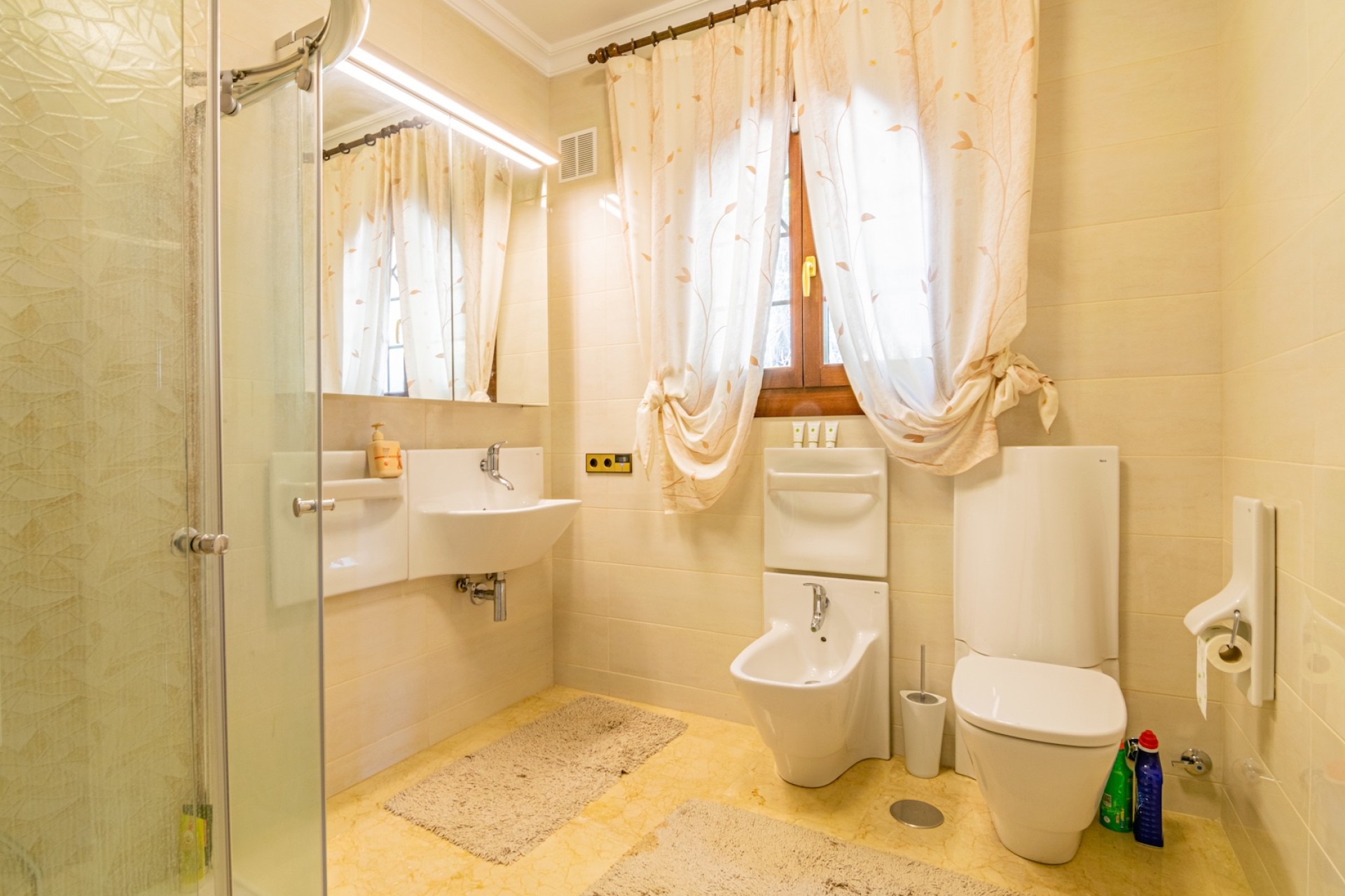 Endursala - Einbýli -
Albir, Alfaz & Altea - Altea