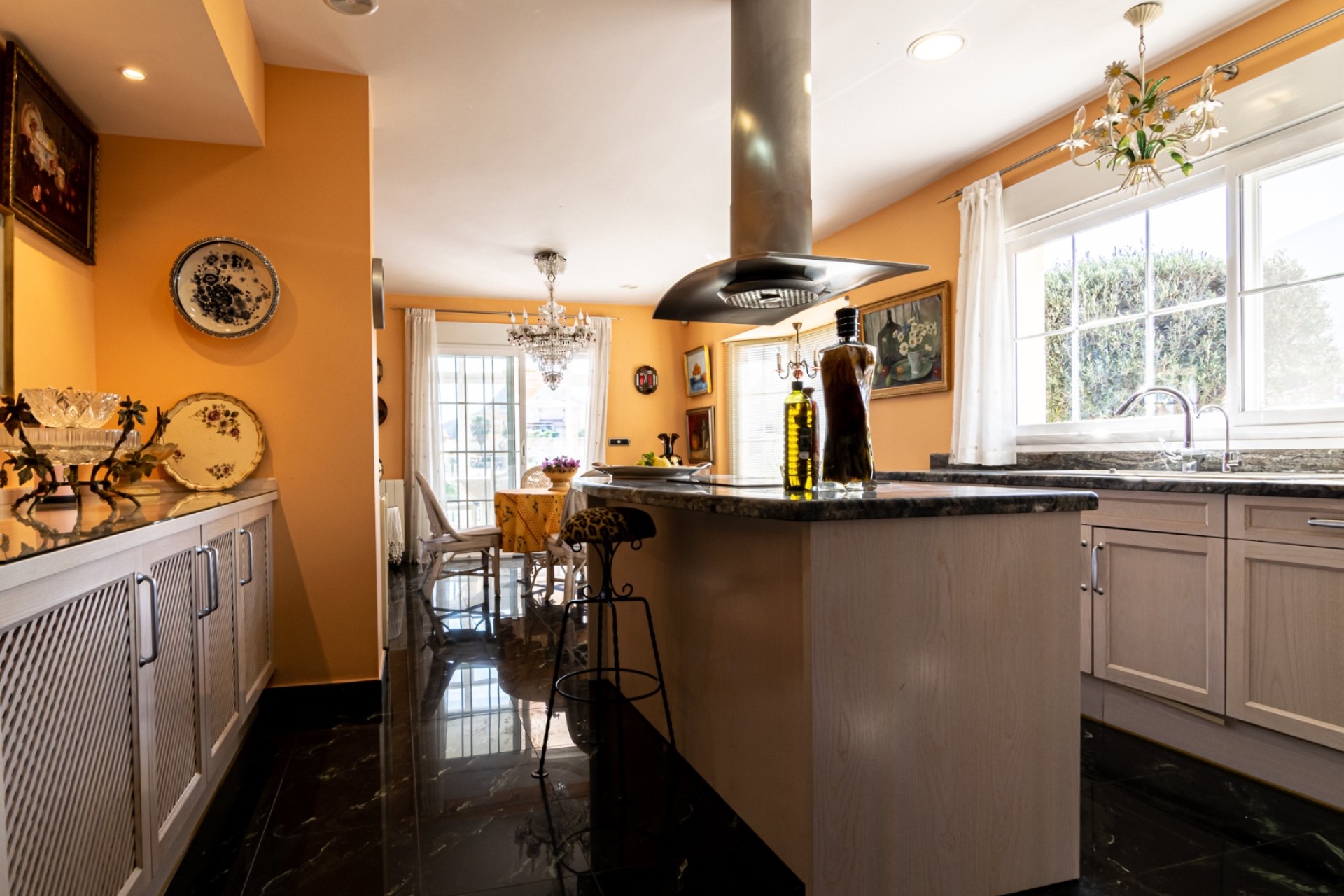 Endursala - Einbýli -
La Nucia/Polop - La Nucia