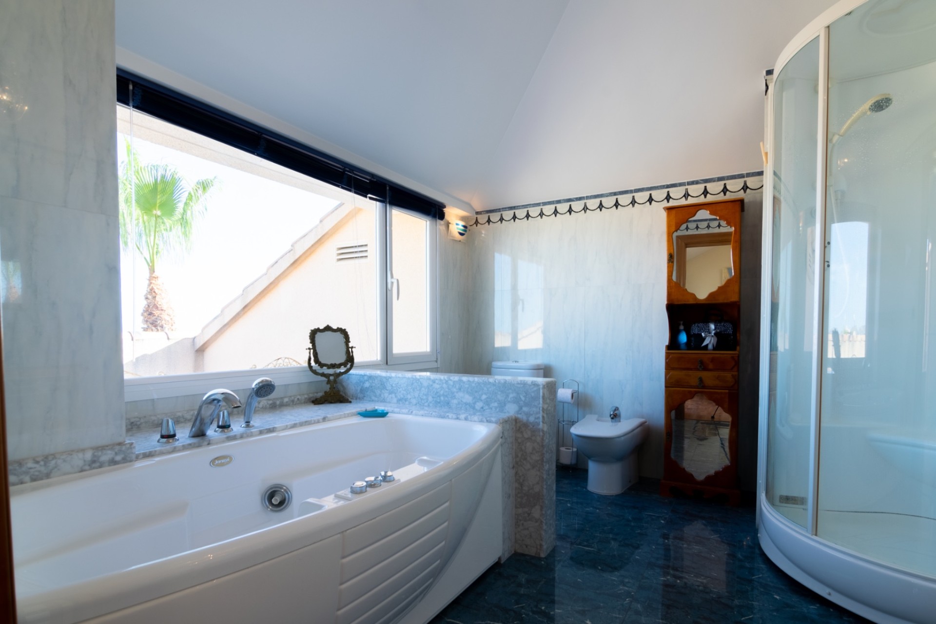 Endursala - Einbýli -
La Nucia/Polop - La Nucia