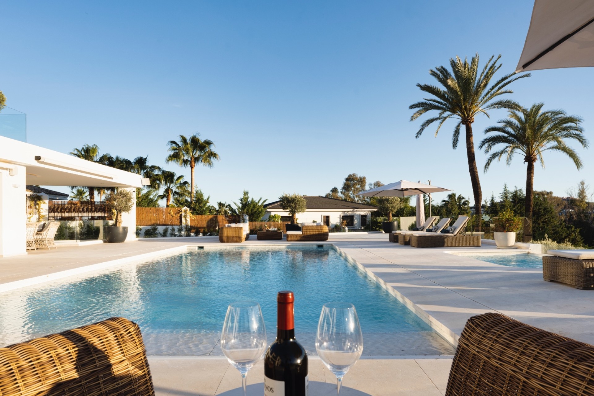 Endursala - Einbýli -
Málaga/Marbella - Marbella