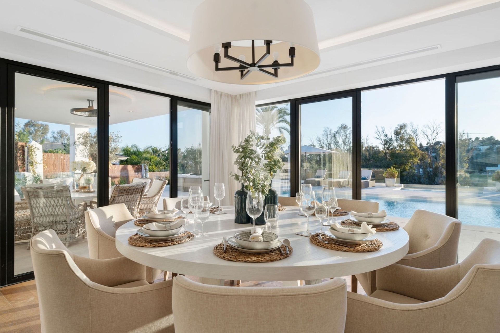 Endursala - Einbýli -
Málaga/Marbella - Marbella