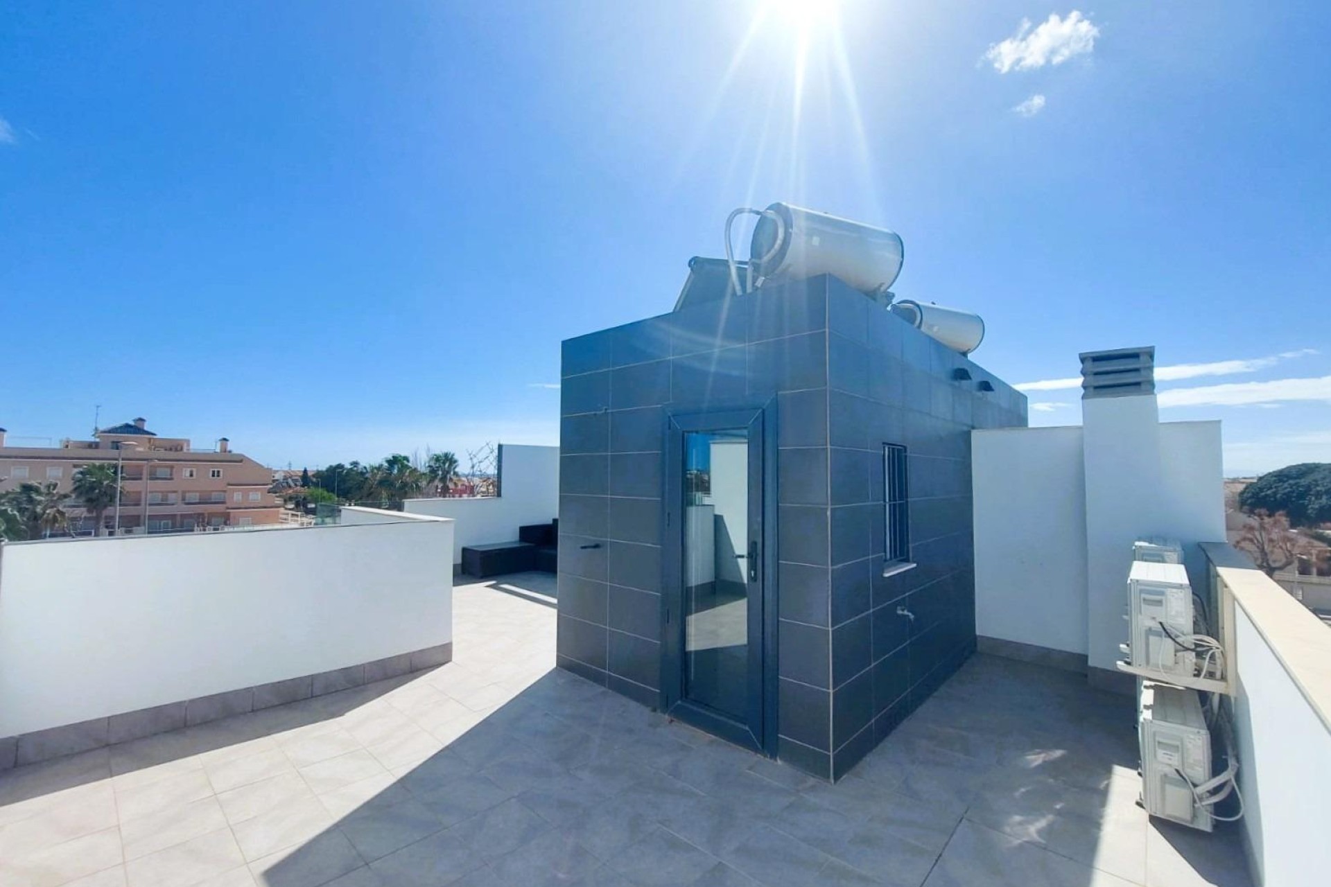 Herverkoop - Geschakelde woning -
Pilar de la Horadada - Torre De La Horadada