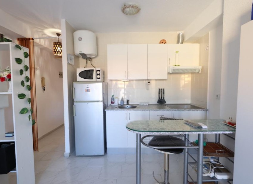Herverkoop - Studio -
Torrevieja - La Mata