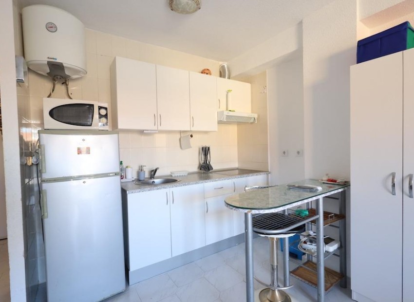 Herverkoop - Studio -
Torrevieja - La Mata