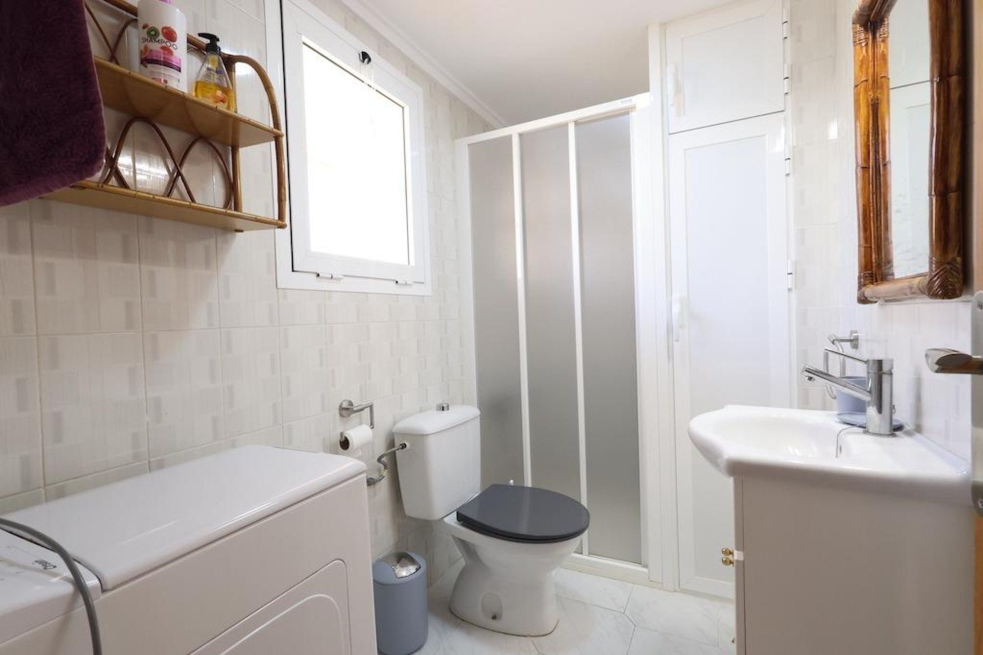 Herverkoop - Studio -
Torrevieja - La Mata