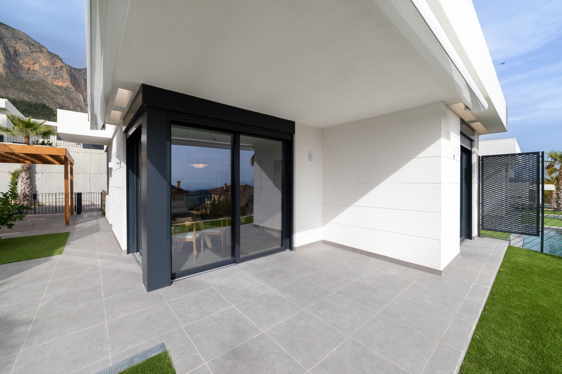 Neue Gebäude - Einfamilienhaus -
La Nucia/Polop - Polop 