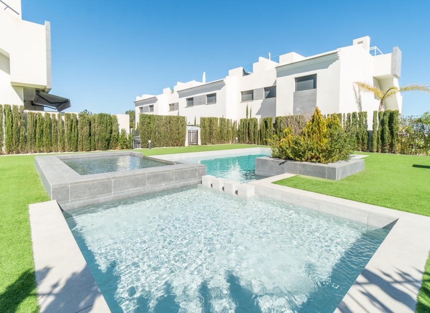 New Build - Apartment in a duplex -
Los Altos/Los Balcones