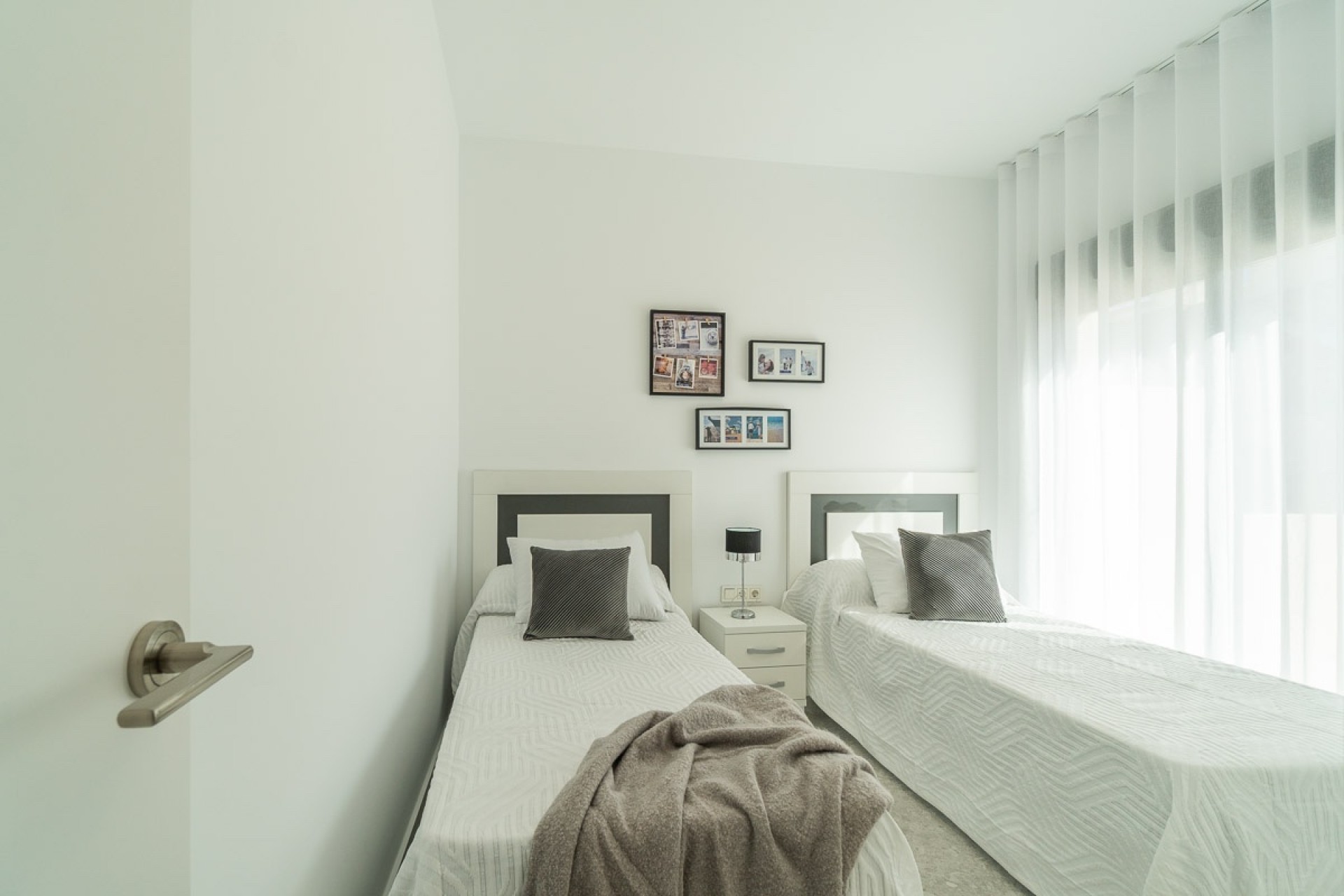 New Build - Apartment in a duplex -
Los Altos/Los Balcones