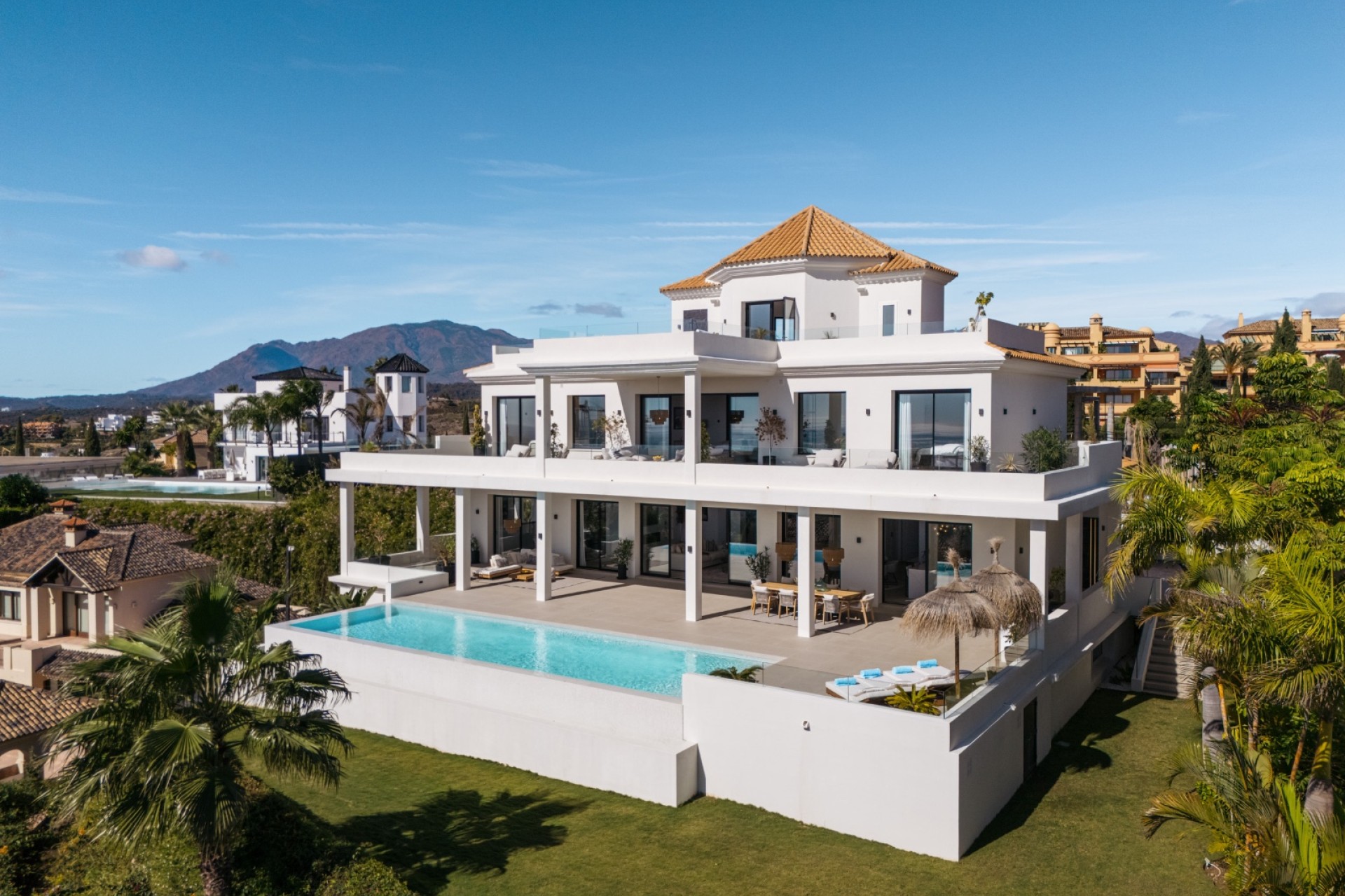 Nowy budynek - Willa -
Málaga/Marbella - Marbella