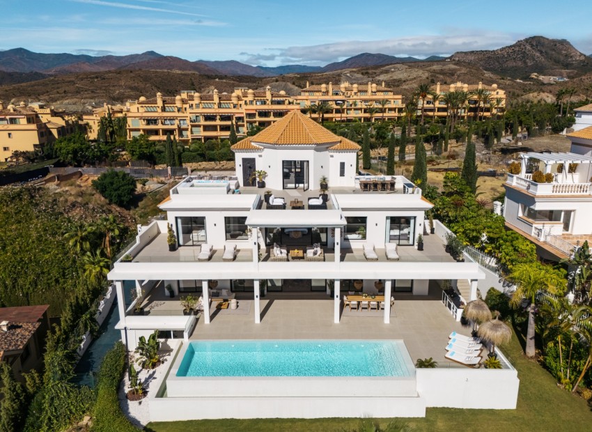 Nowy budynek - Willa -
Málaga/Marbella - Marbella