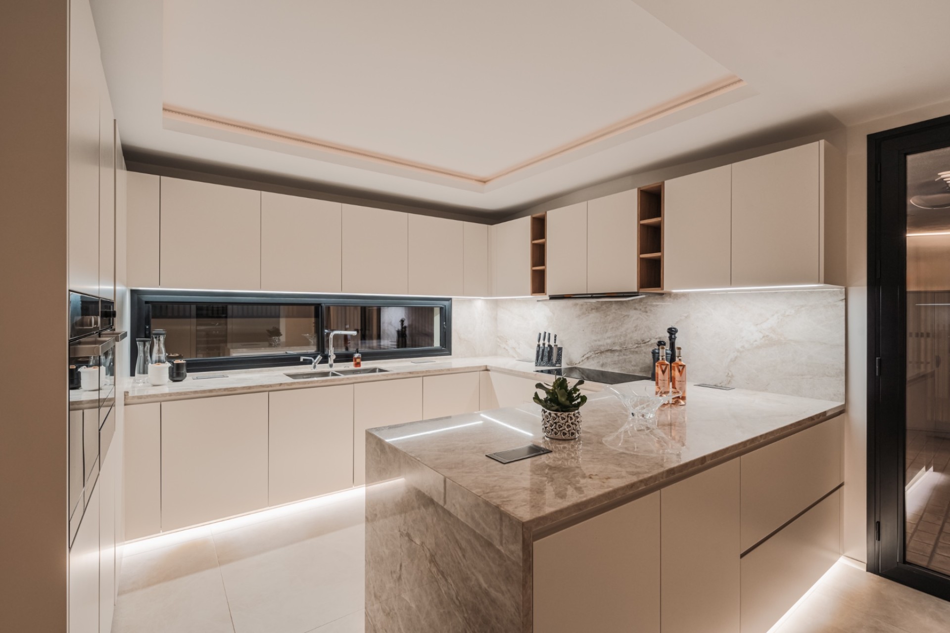 Nybyggeri - Villa -
Málaga/Marbella - Marbella