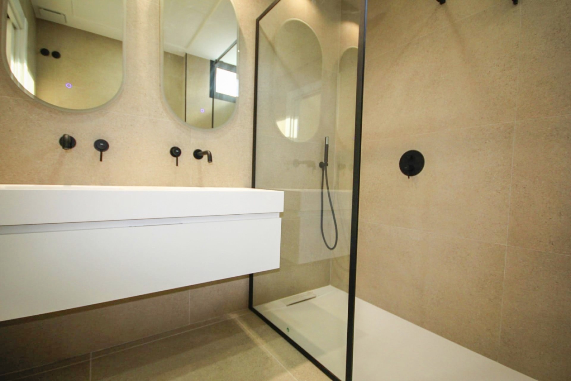 Nýbygging - Einbýli -
La Nucia/Polop - Polop 