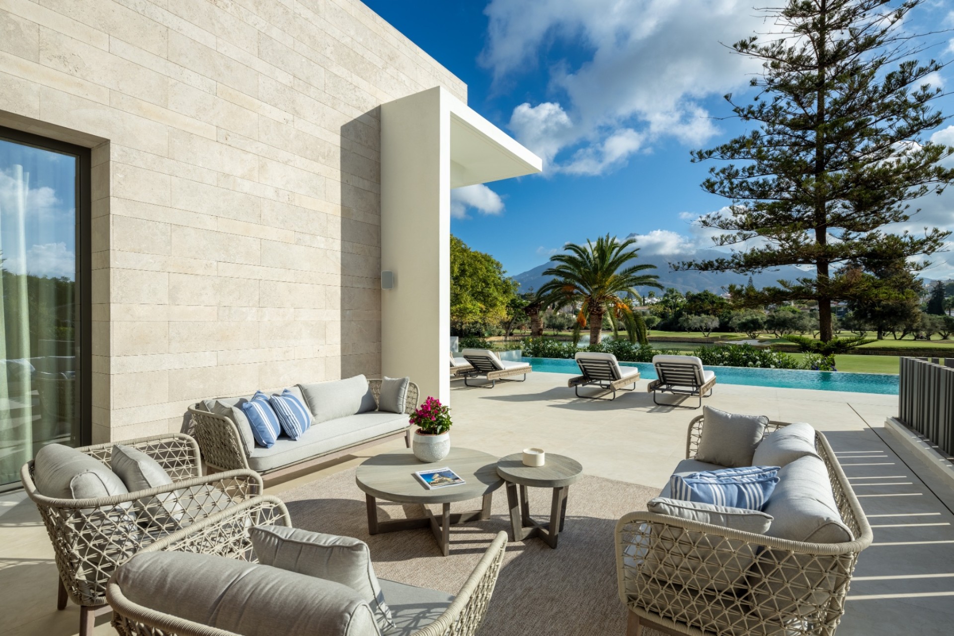 Nýbygging - Einbýli -
Málaga/Marbella - Marbella