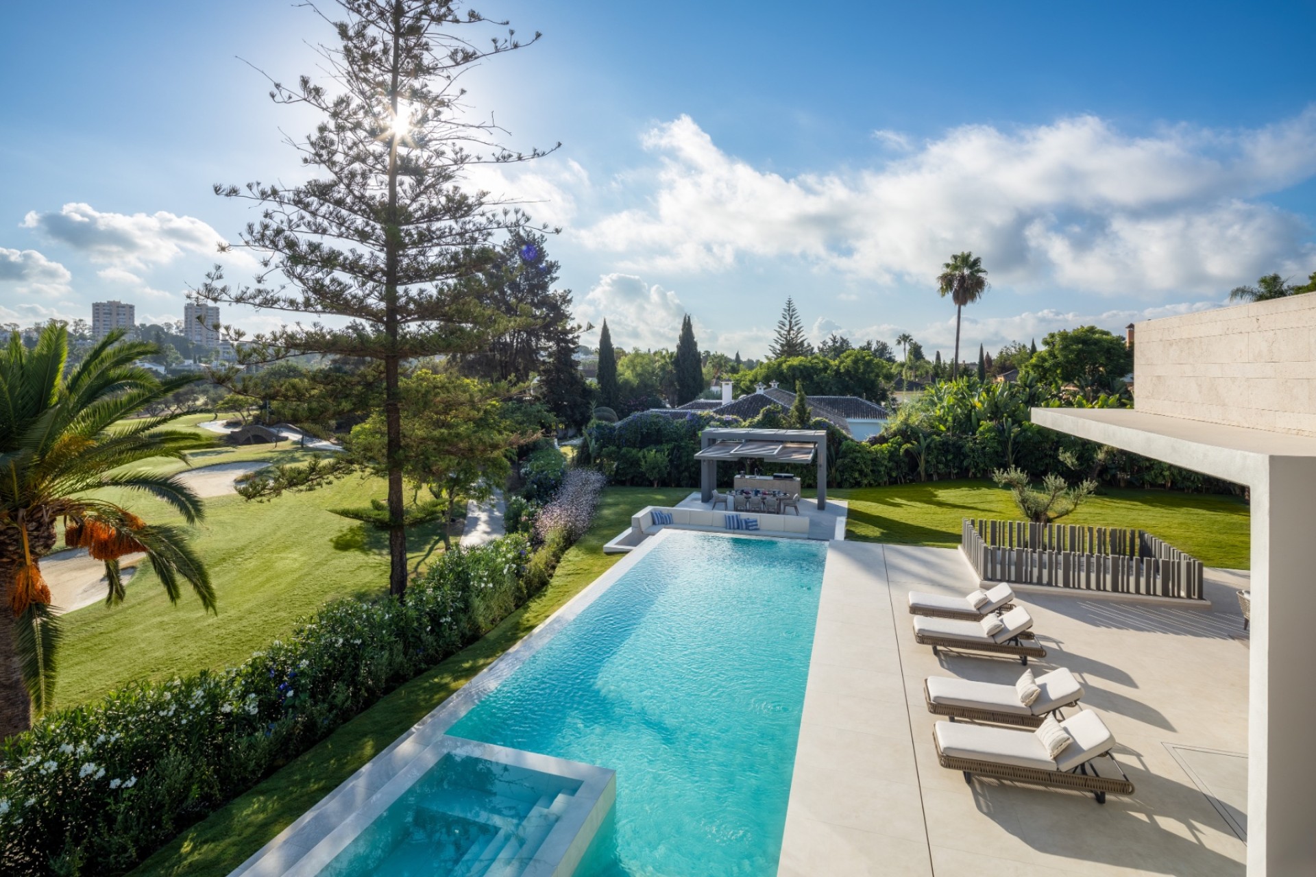 Nýbygging - Einbýli -
Málaga/Marbella - Marbella