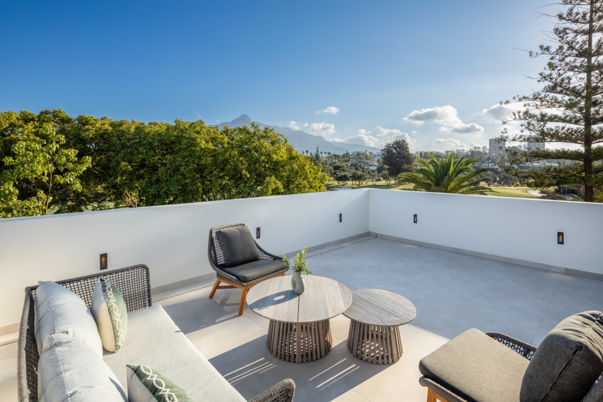 Nýbygging - Einbýli -
Málaga/Marbella - Marbella