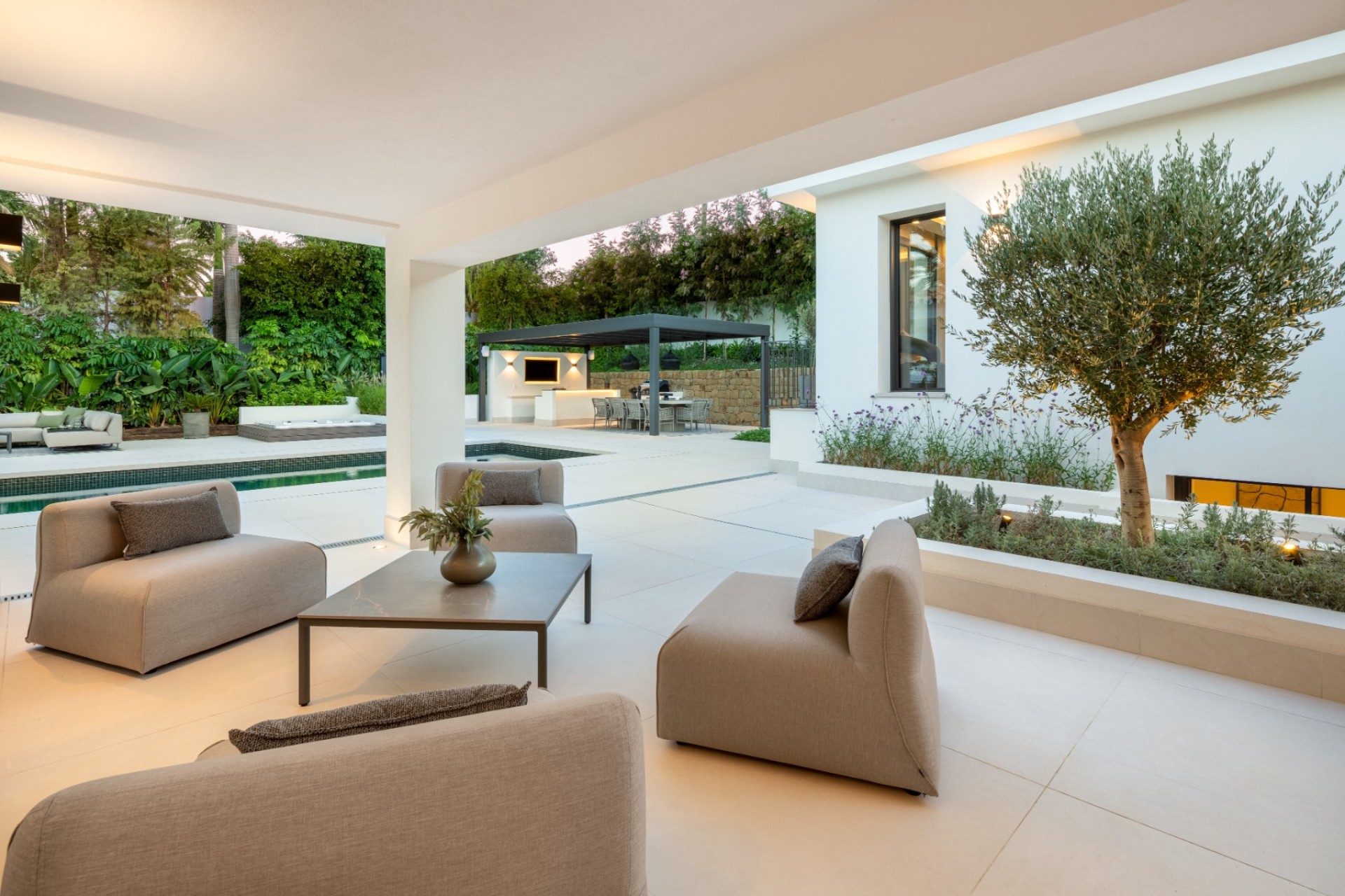 Nýbygging - Einbýli -
Málaga/Marbella - Marbella