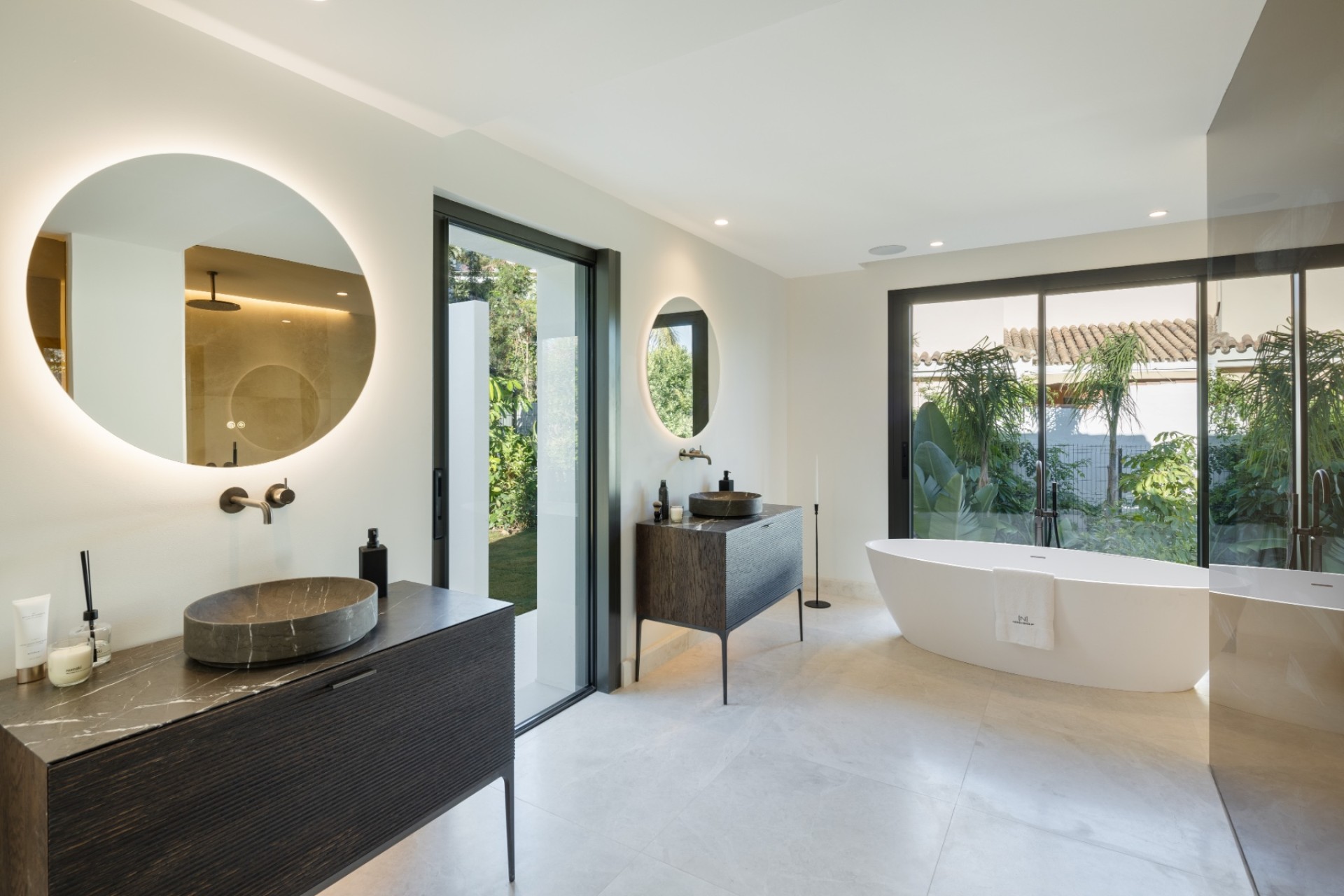 Nýbygging - Einbýli -
Málaga/Marbella - Marbella