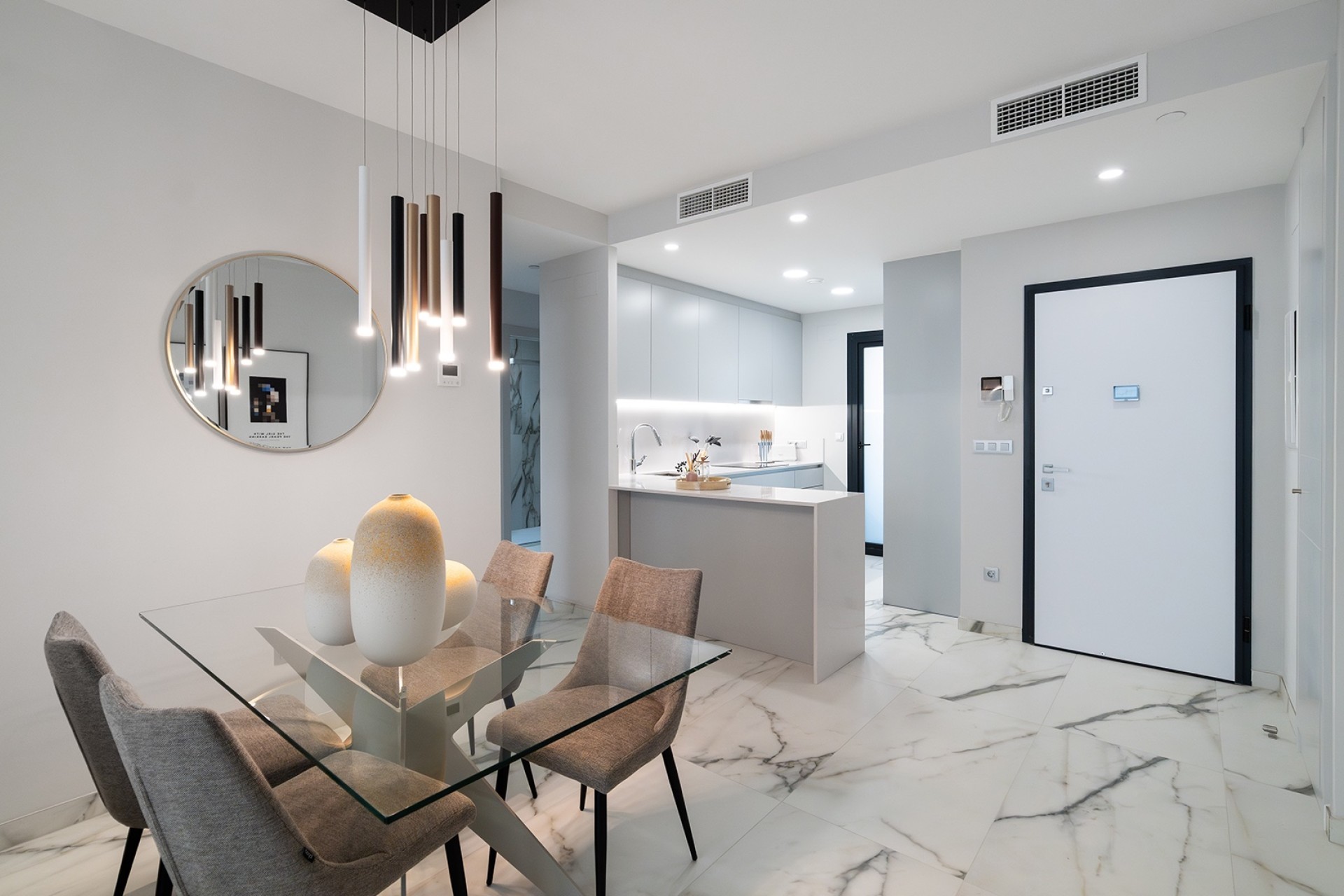 Nýbygging - Íbúð í fjölbýli -
Benidorm - Playa Poniente