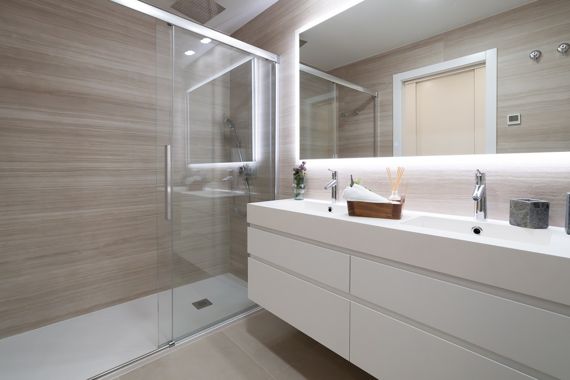 Nýbygging - Íbúð í fjölbýli -
Benidorm - Playa Poniente