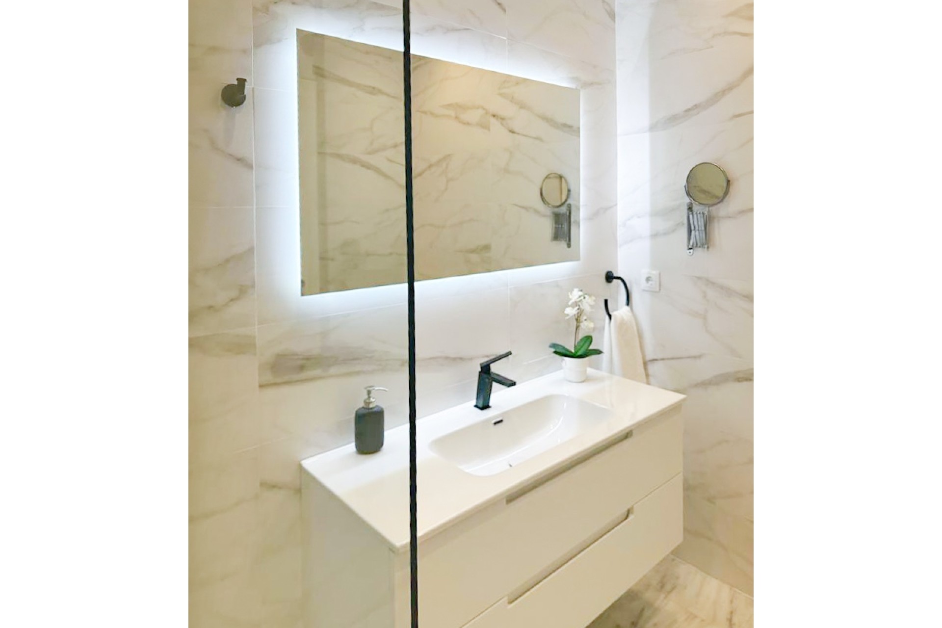 Nýbygging - Íbúð í fjölbýli -
Finestrat - Sierra Cortina