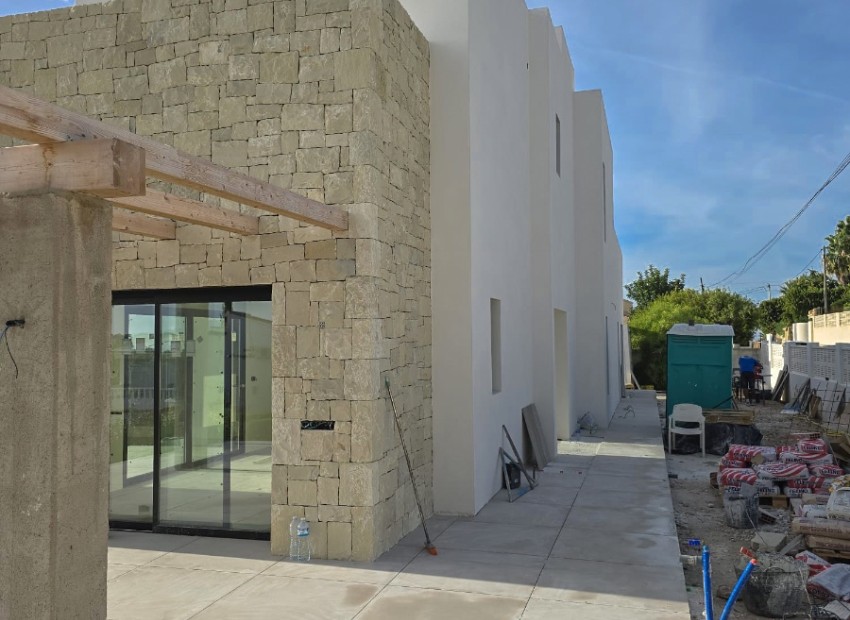 Obra nueva - Villa -
Calpe