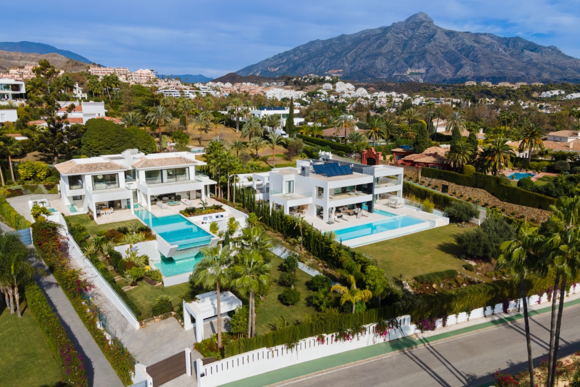 Obra nueva - Villa -
Málaga/Marbella - Marbella