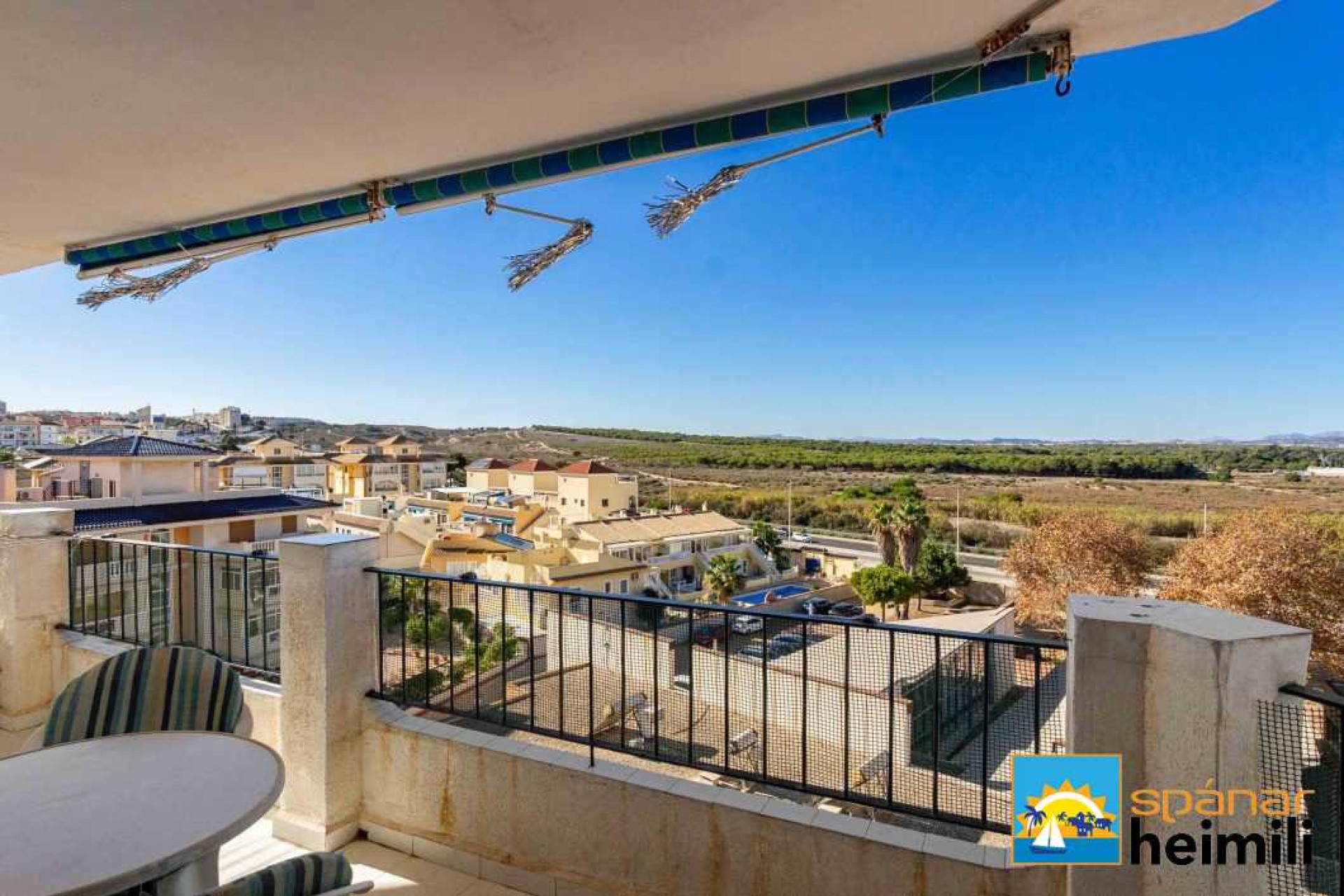 Odsprzedaż - Mieszkanie -
Torrevieja