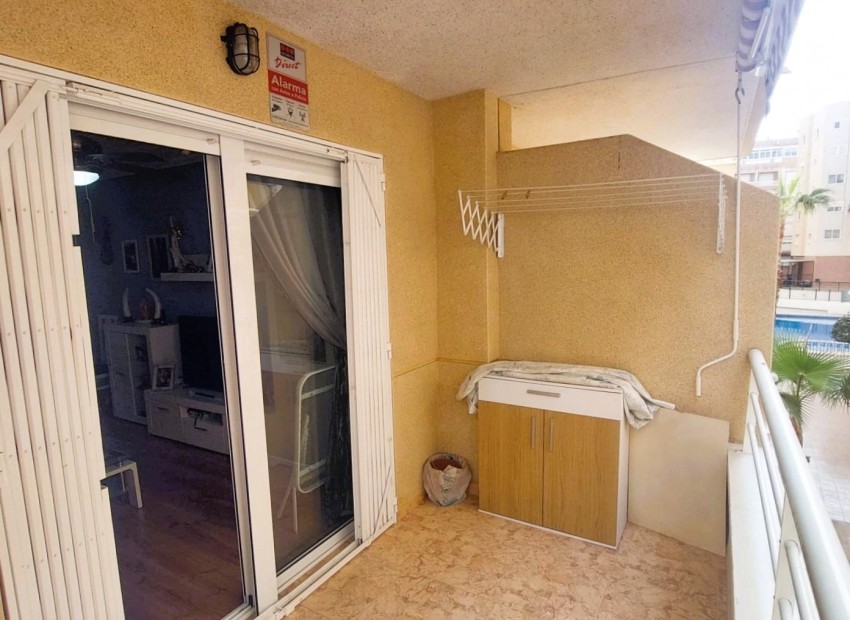 Resale - Apartment / flat -
Torrevieja - Centro