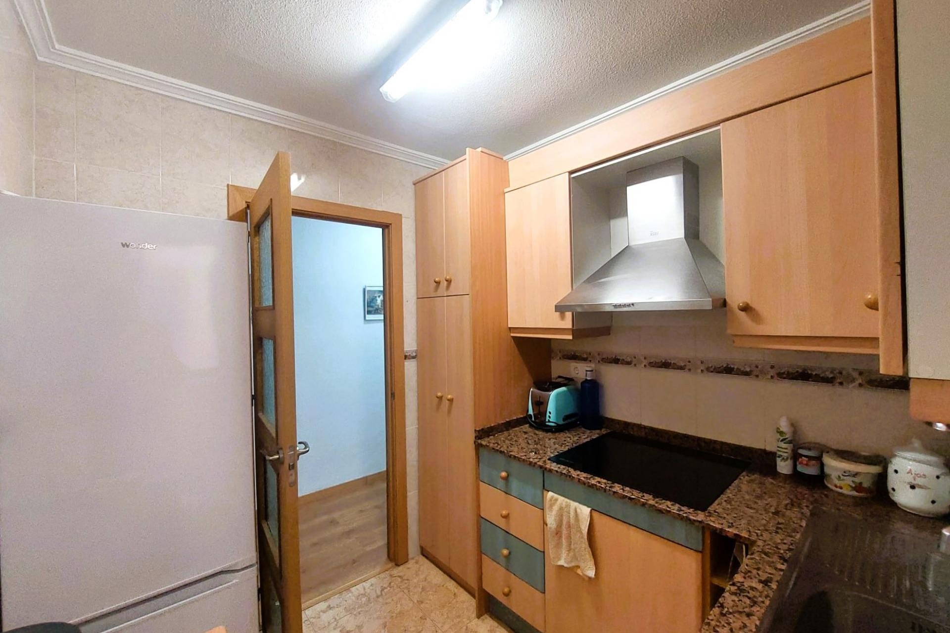 Resale - Apartment / flat -
Torrevieja - Centro