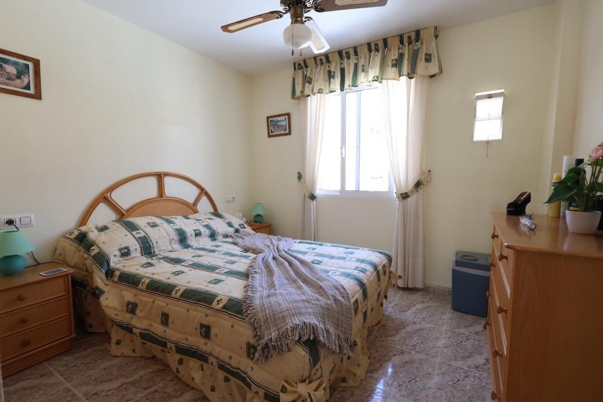 Resale - Bungalow -
San Miguel de Salinas - Las filipinas