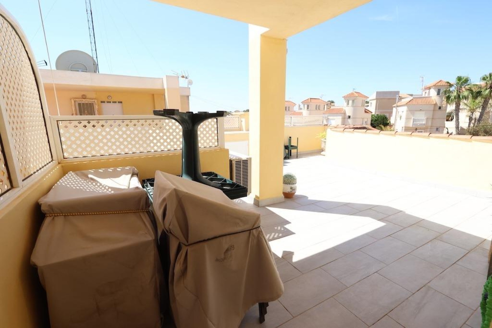 Resale - Bungalow -
San Miguel de Salinas - Las filipinas