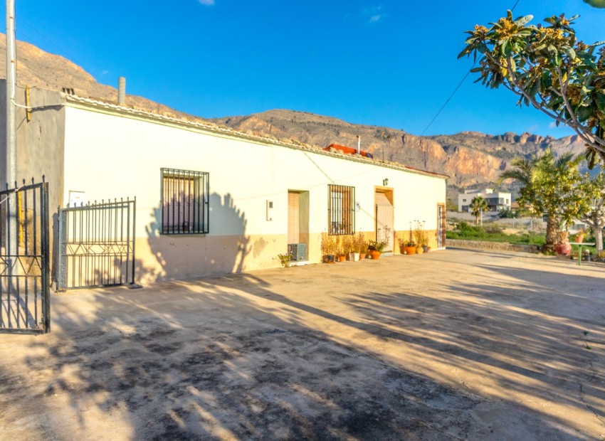 Resale - Finca style house -
Orihuela - Orihuelaborg og nærsvæði