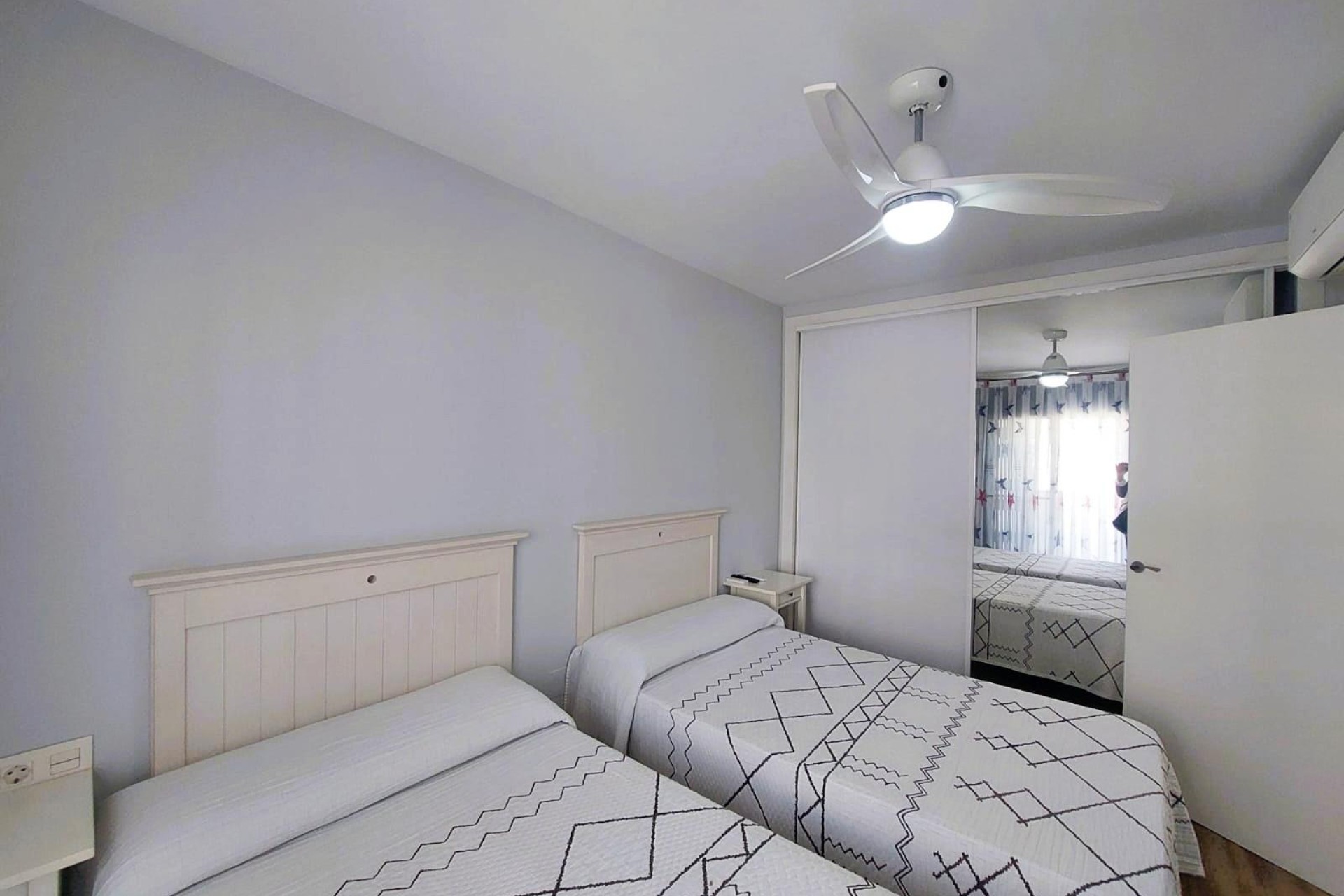 Resale - Townhouse -
Pilar de la Horadada - Torre De La Horadada