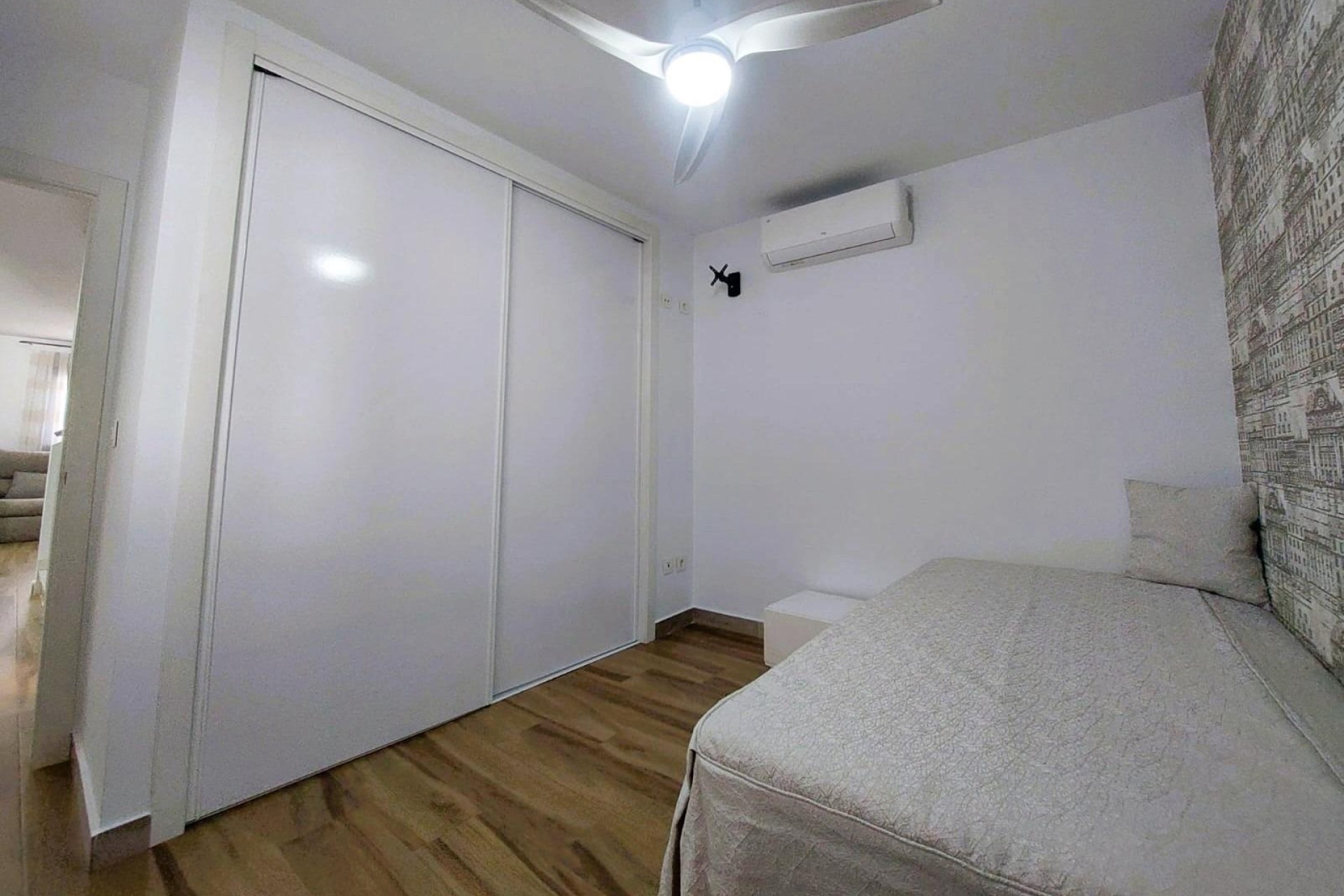 Resale - Townhouse -
Pilar de la Horadada - Torre De La Horadada