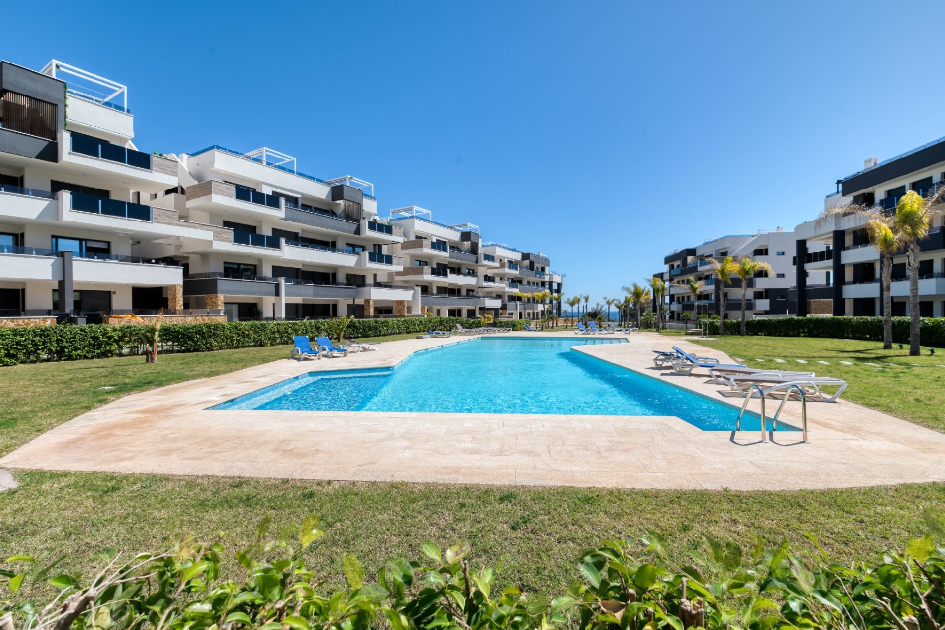 Reventa - Apartamento -
Playa flamenca