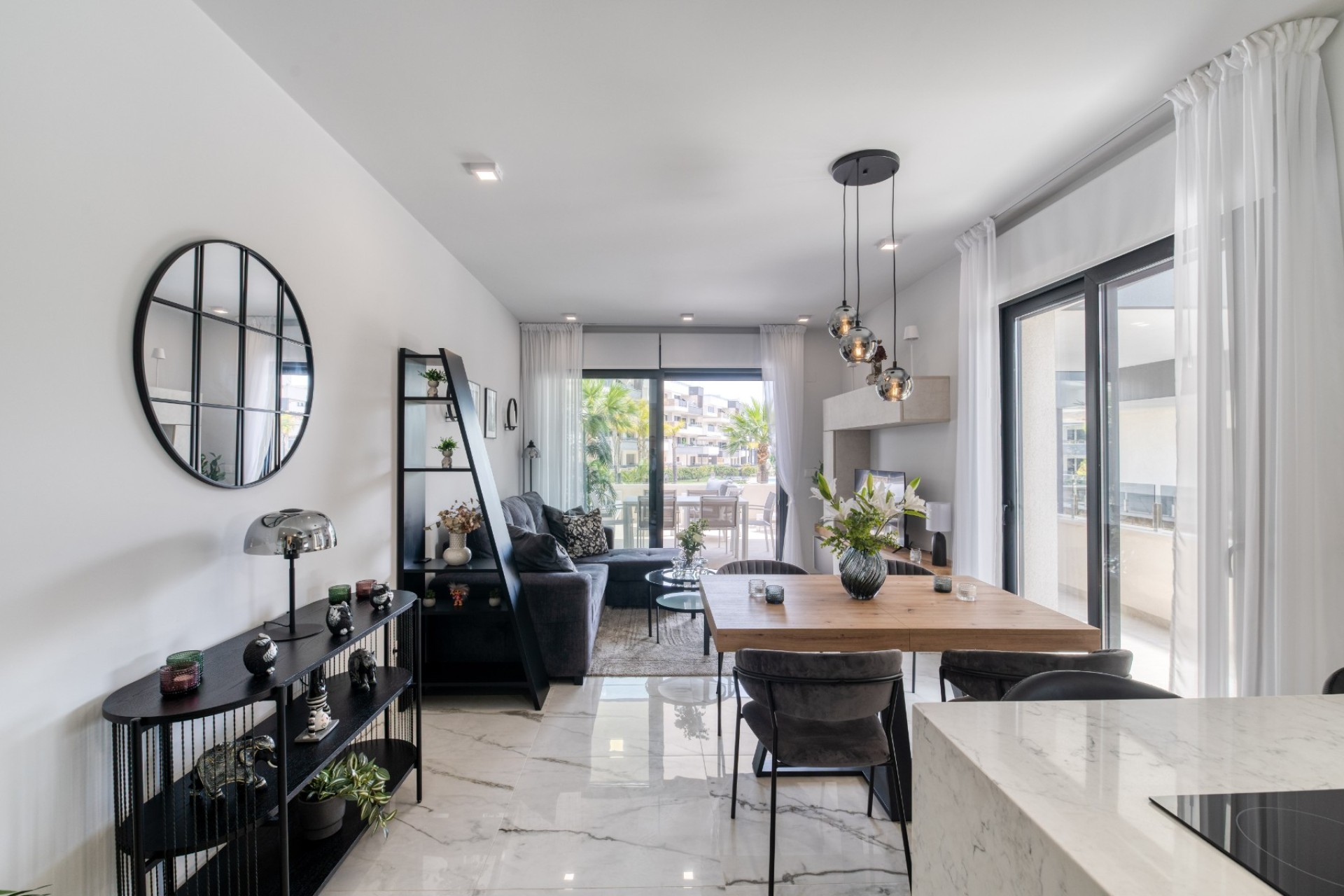 Reventa - Apartamento -
Playa flamenca