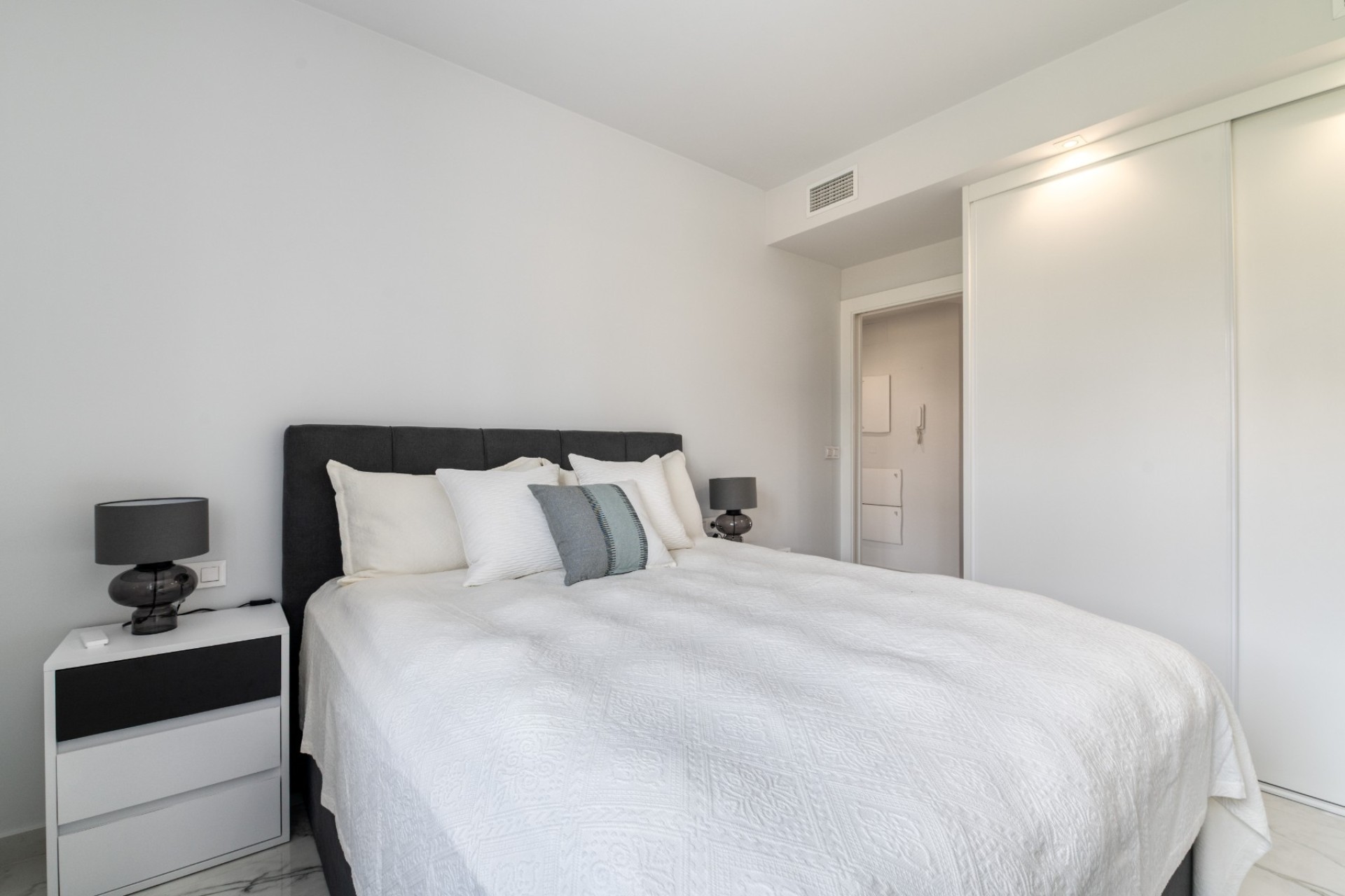 Reventa - Apartamento -
Playa flamenca