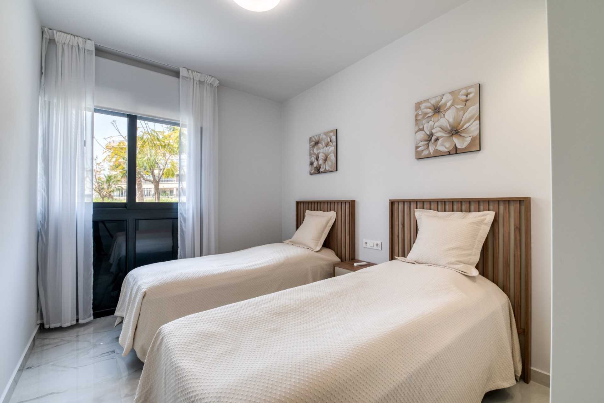 Reventa - Apartamento -
Playa flamenca