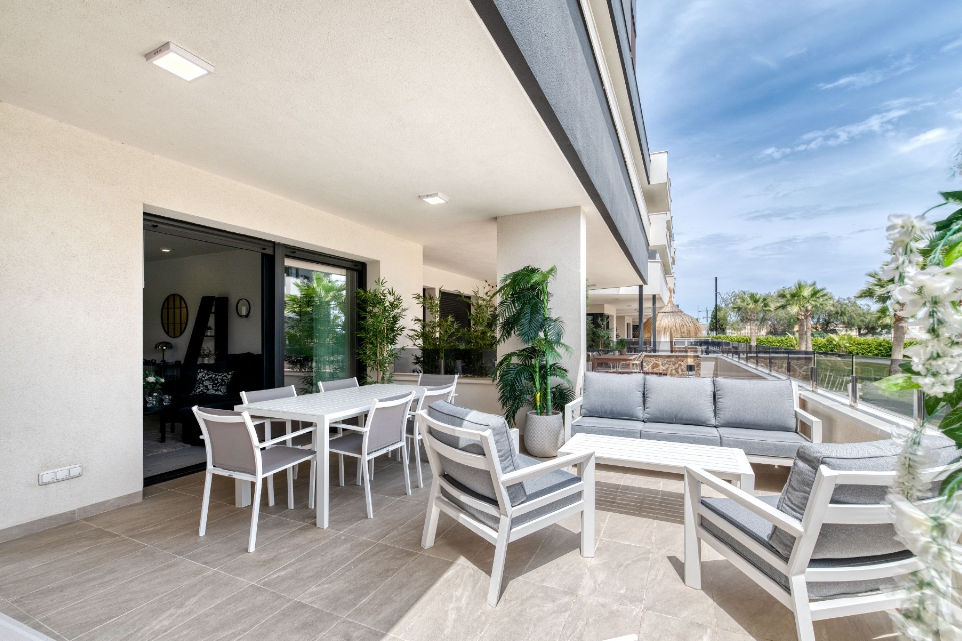 Reventa - Apartamento -
Playa flamenca