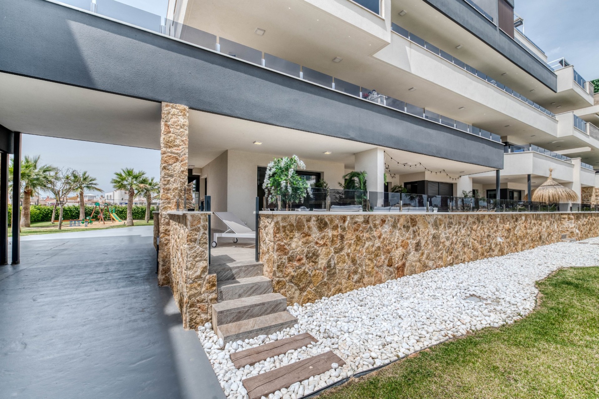 Reventa - Apartamento -
Playa flamenca