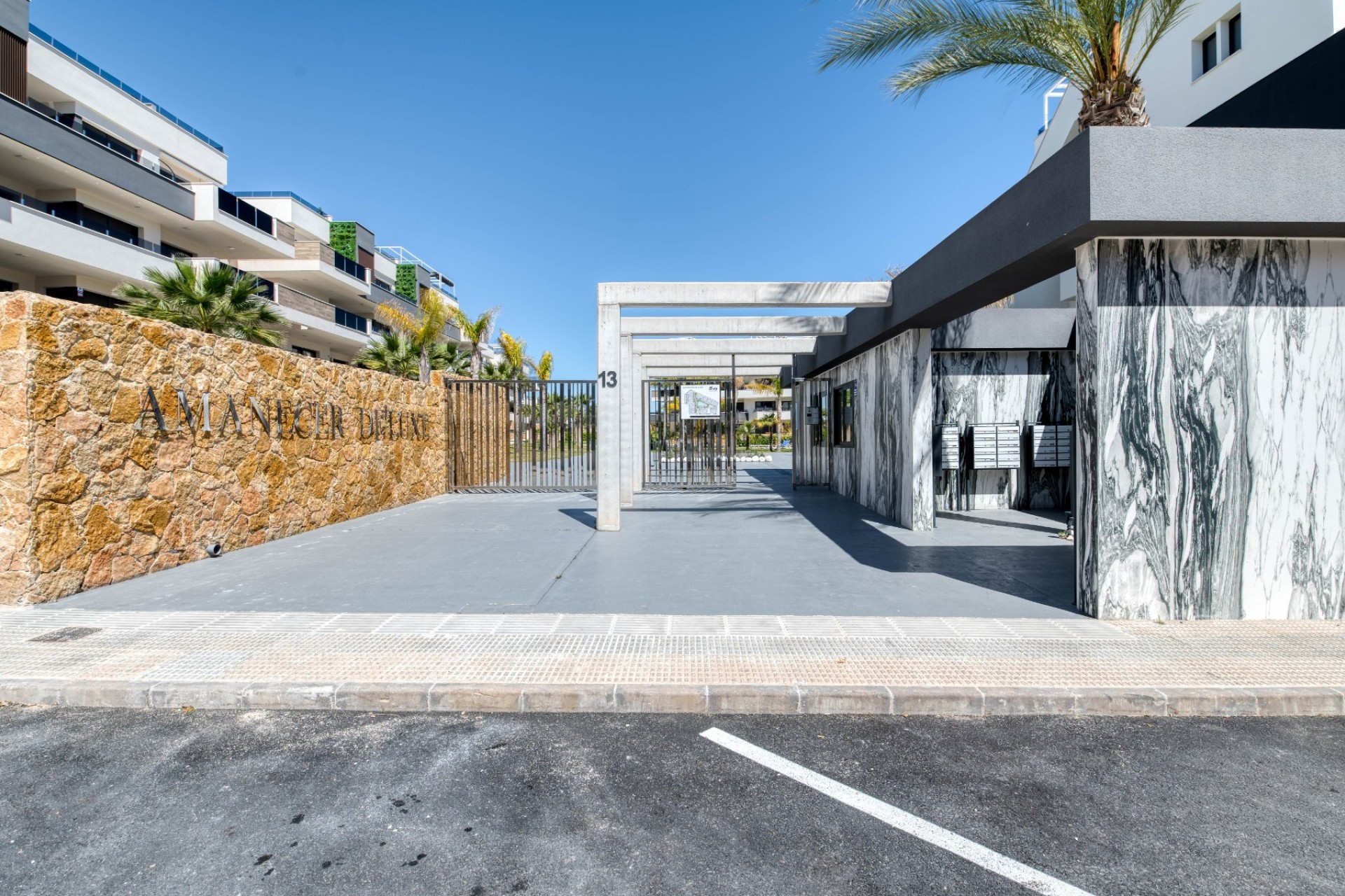 Reventa - Apartamento -
Playa flamenca