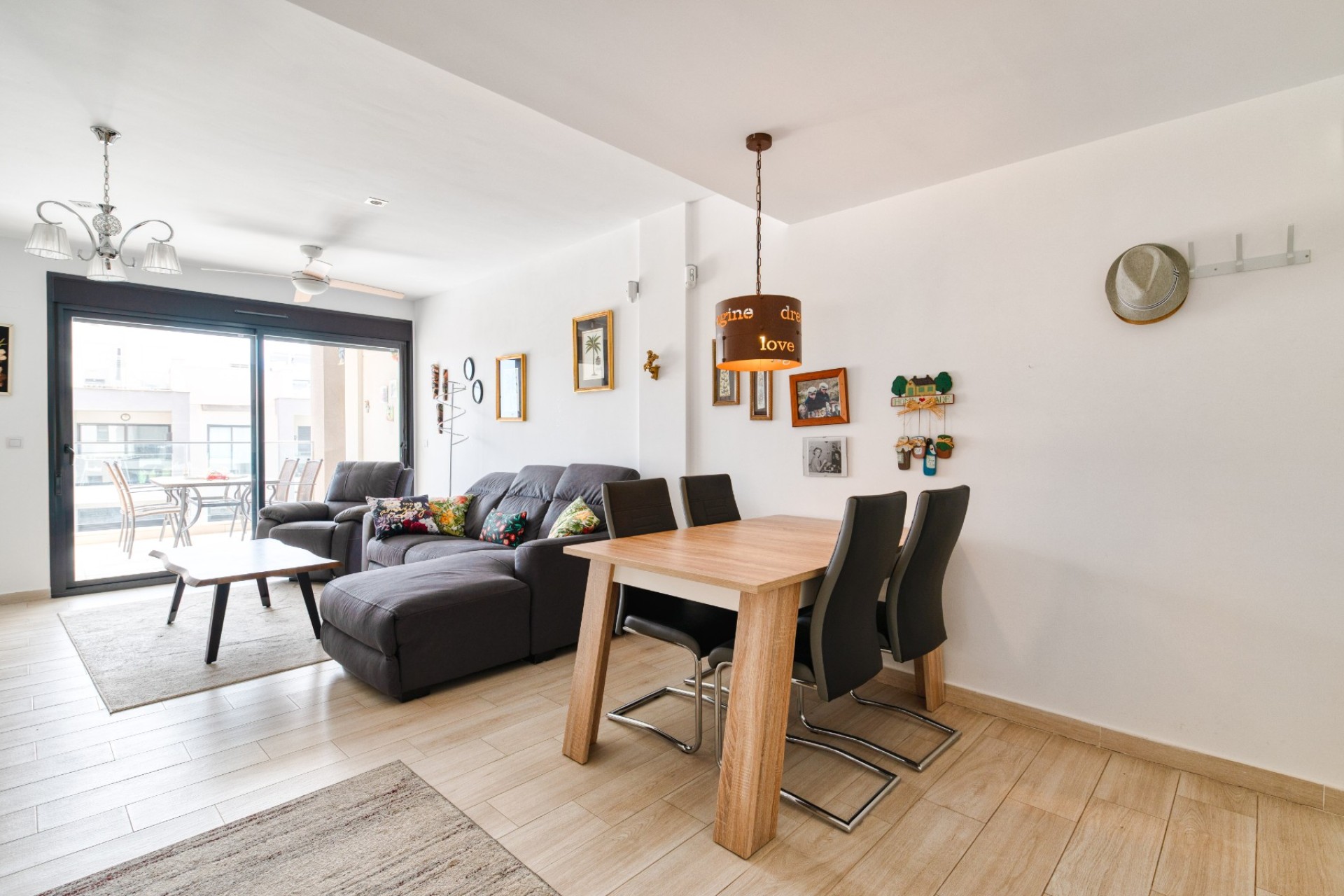 Reventa - Apartamento -
Villamartin