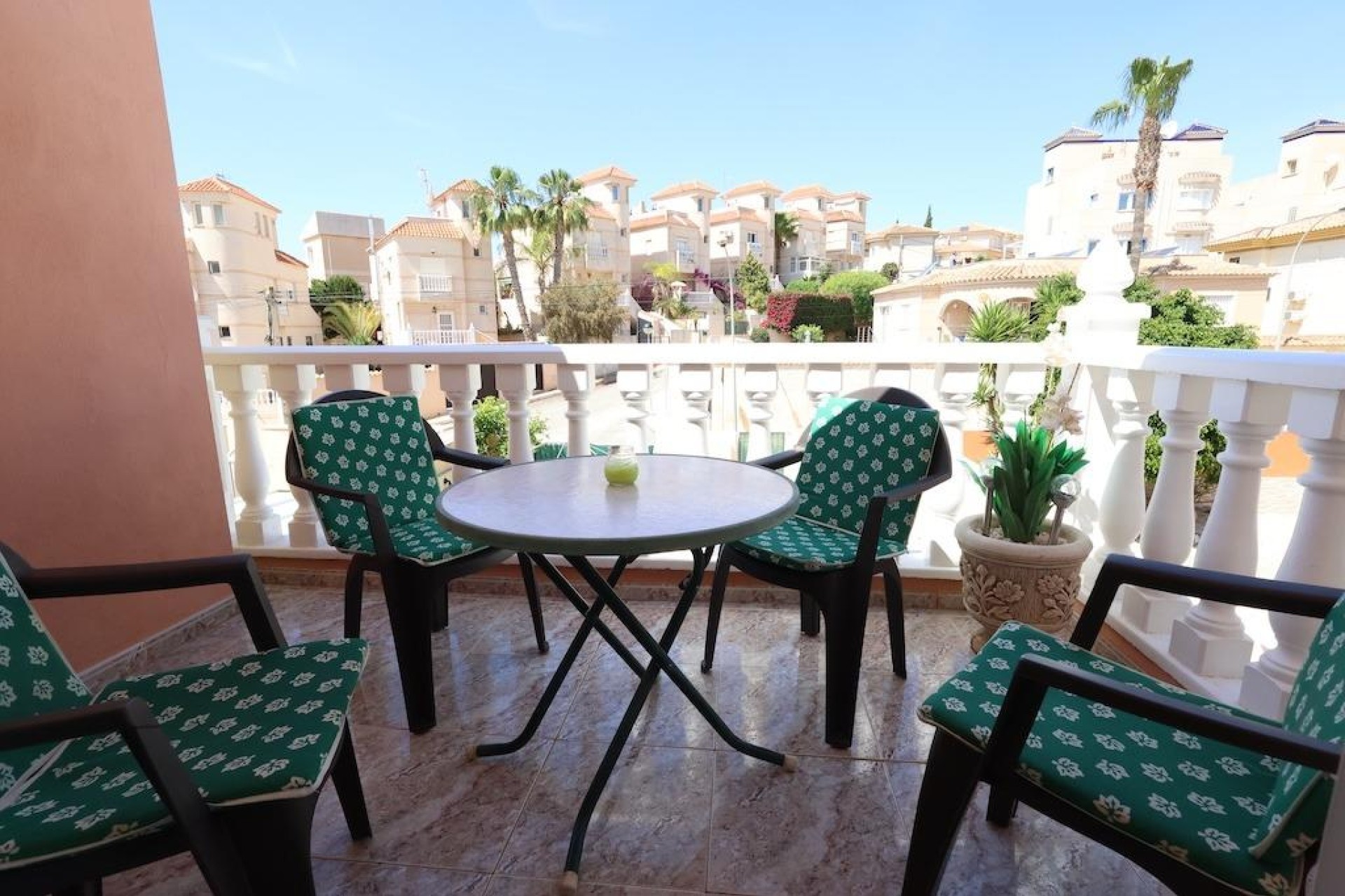 Reventa - Bungalow -
San Miguel de Salinas - Las filipinas