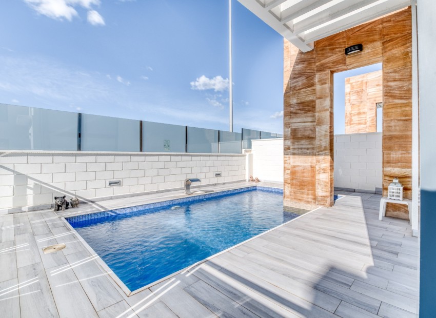 Revente - Villa -
Cabo Roig