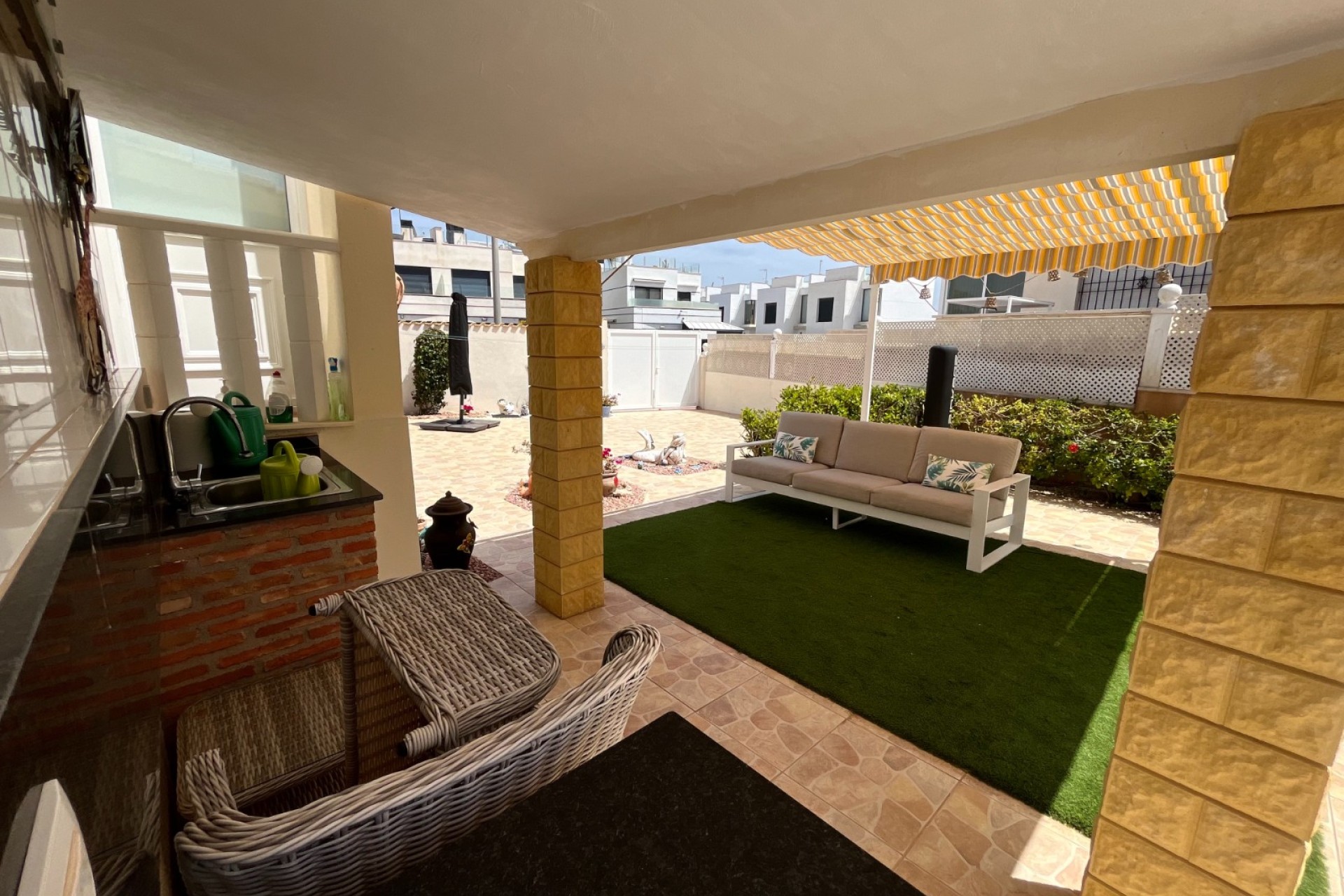 Videresalg - Villa -
Cabo Roig