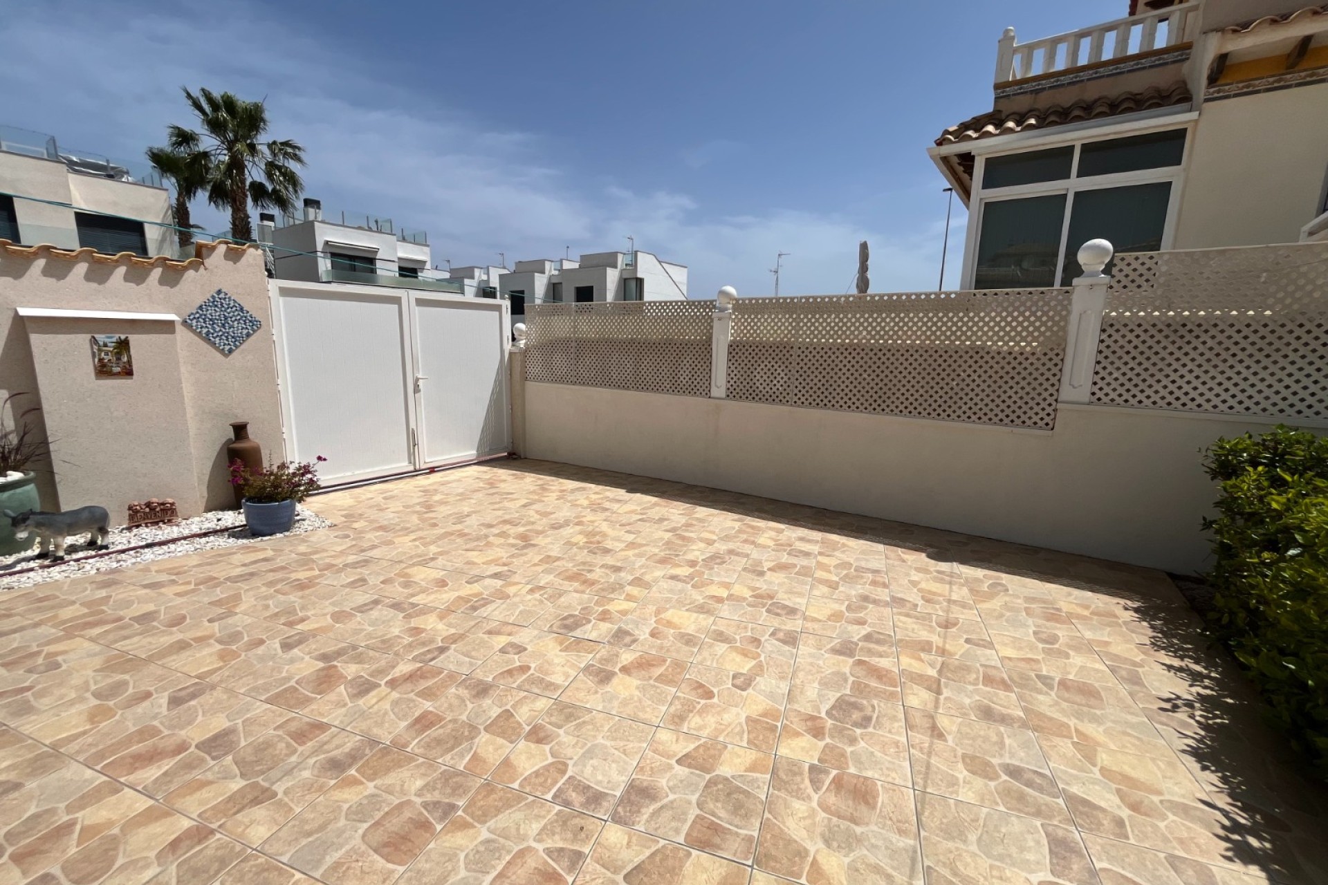Videresalg - Villa -
Cabo Roig