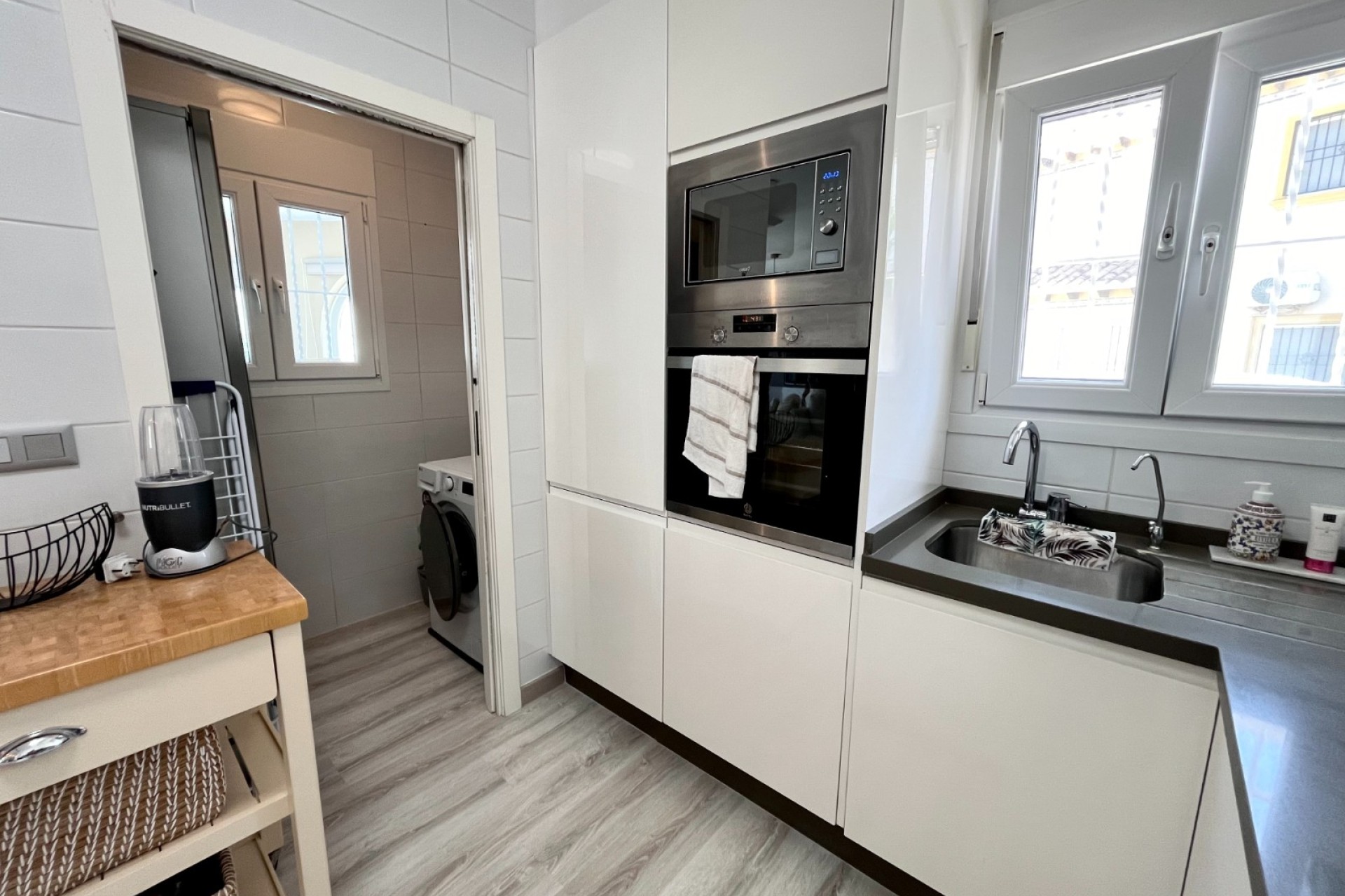 Videresalg - Villa -
Cabo Roig